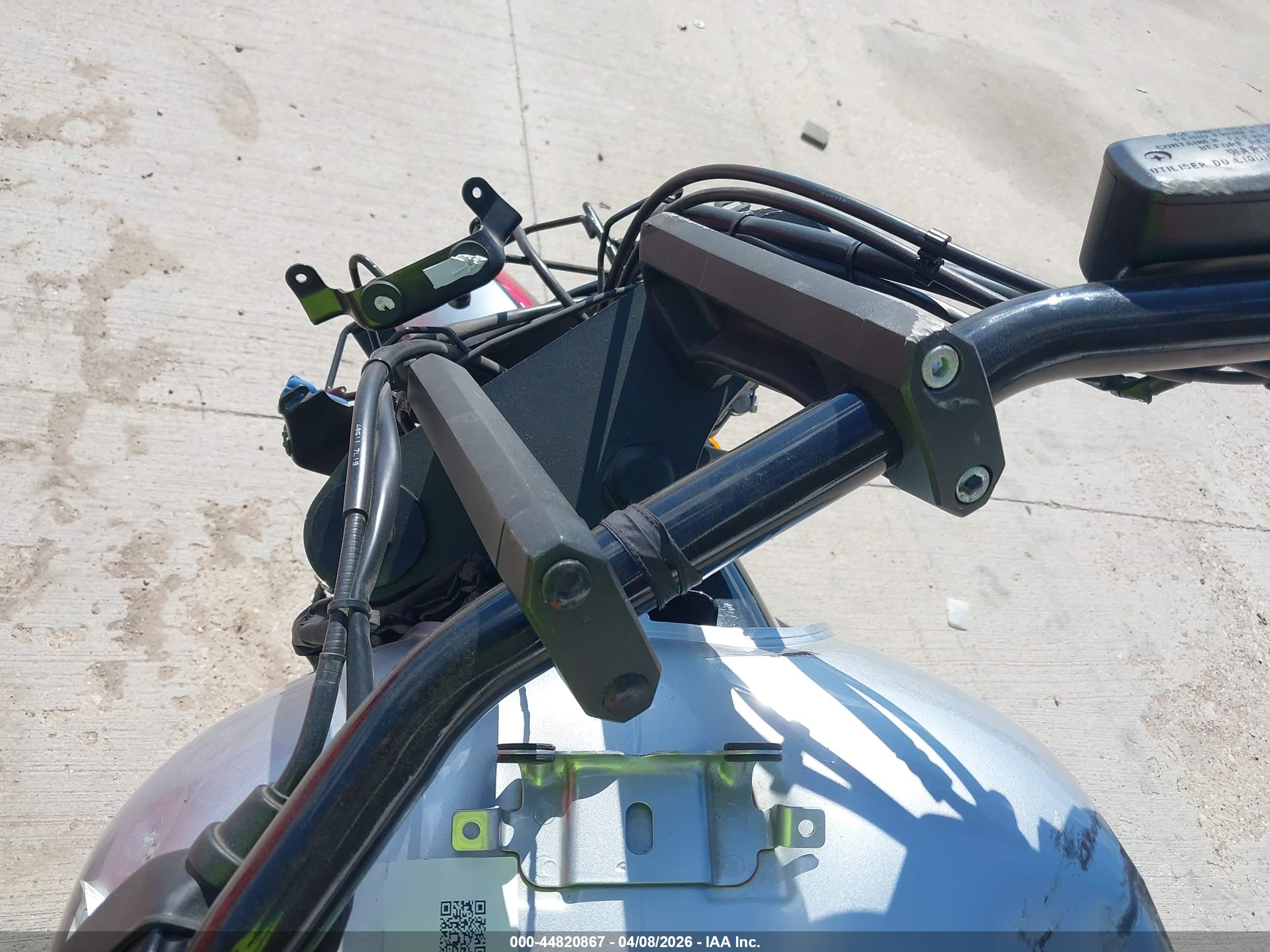 SUZUKI VZR1800 image 7