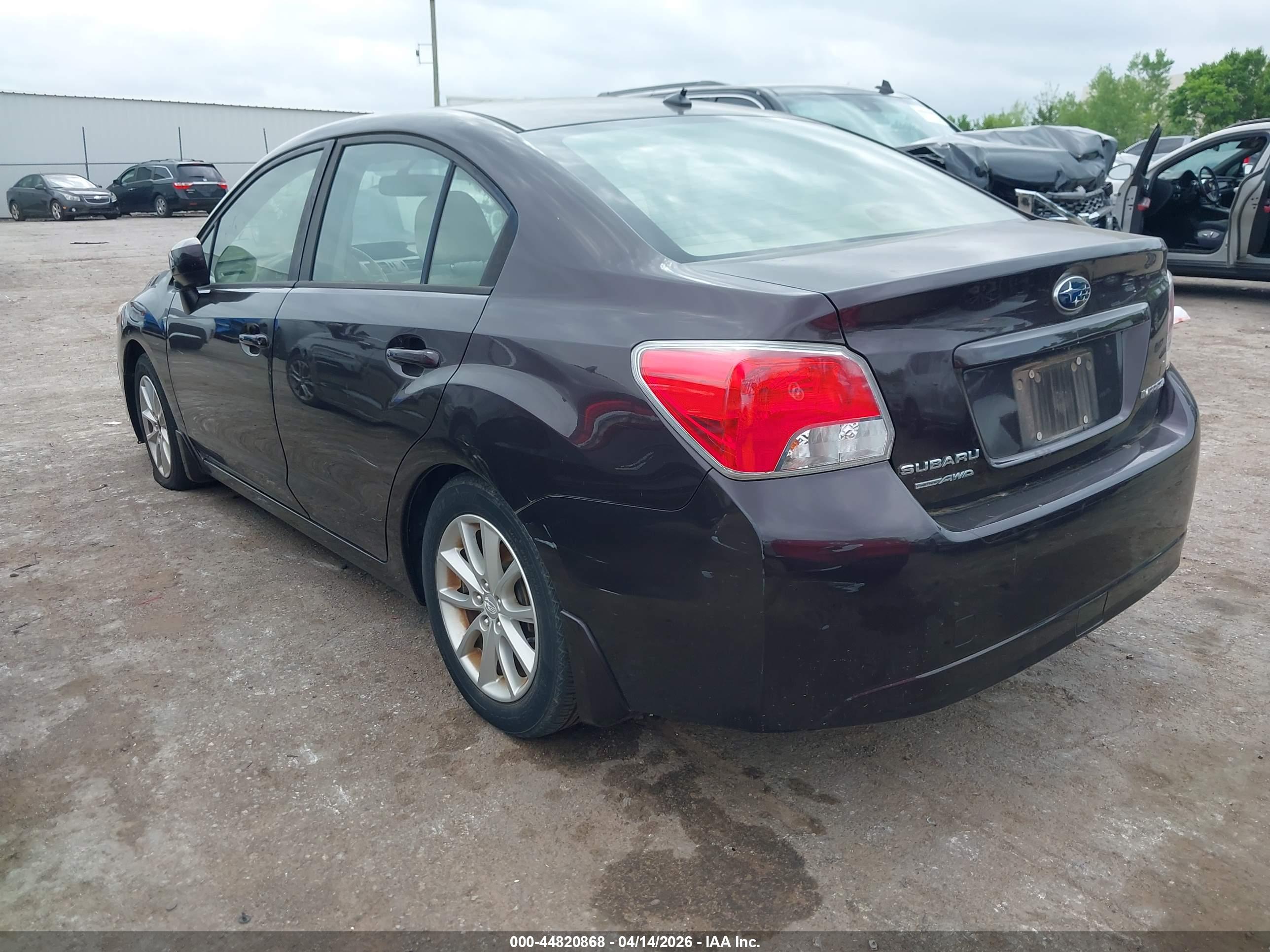 SUBARU IMPREZA image 3