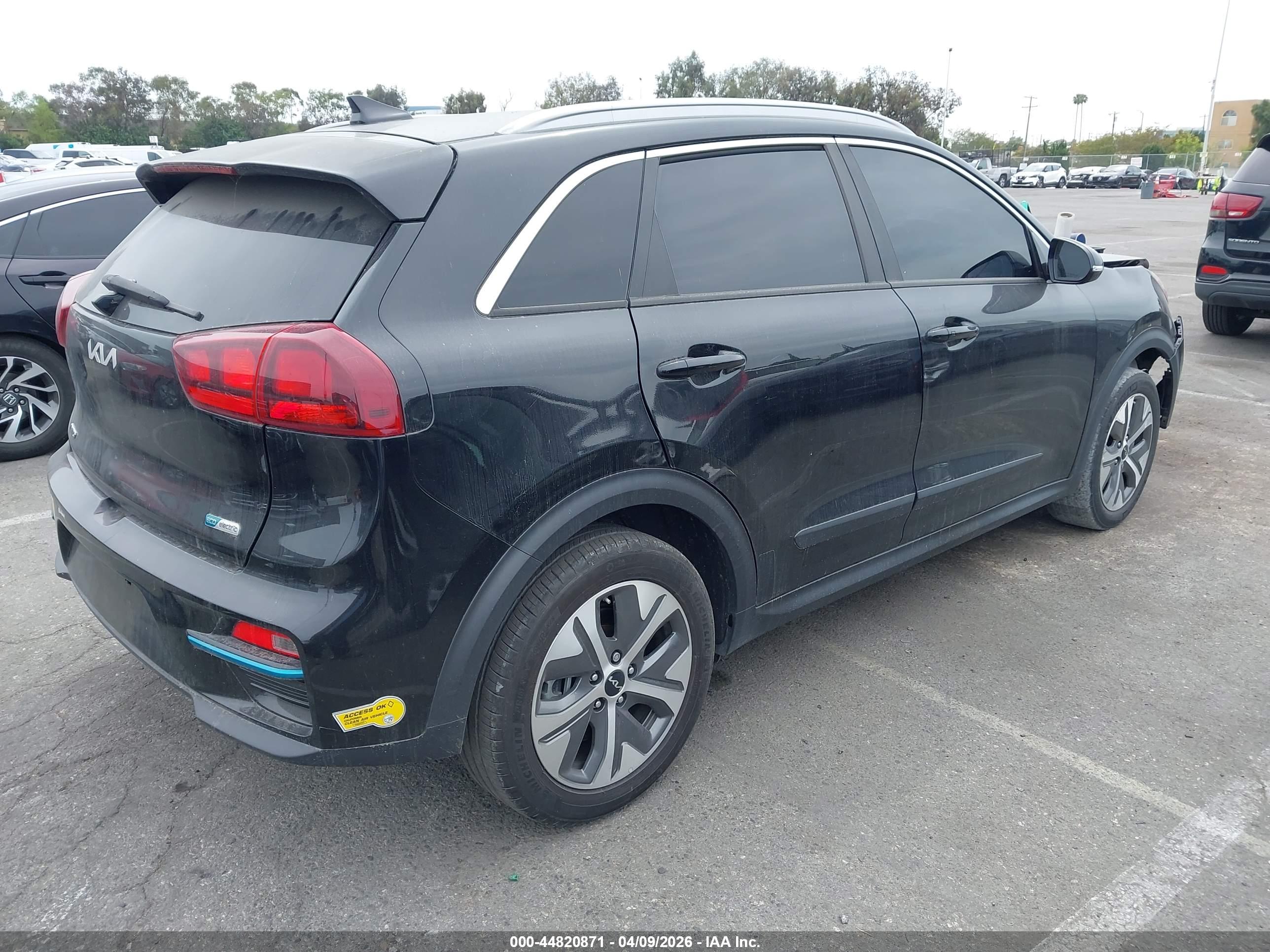KIA NIRO image 4