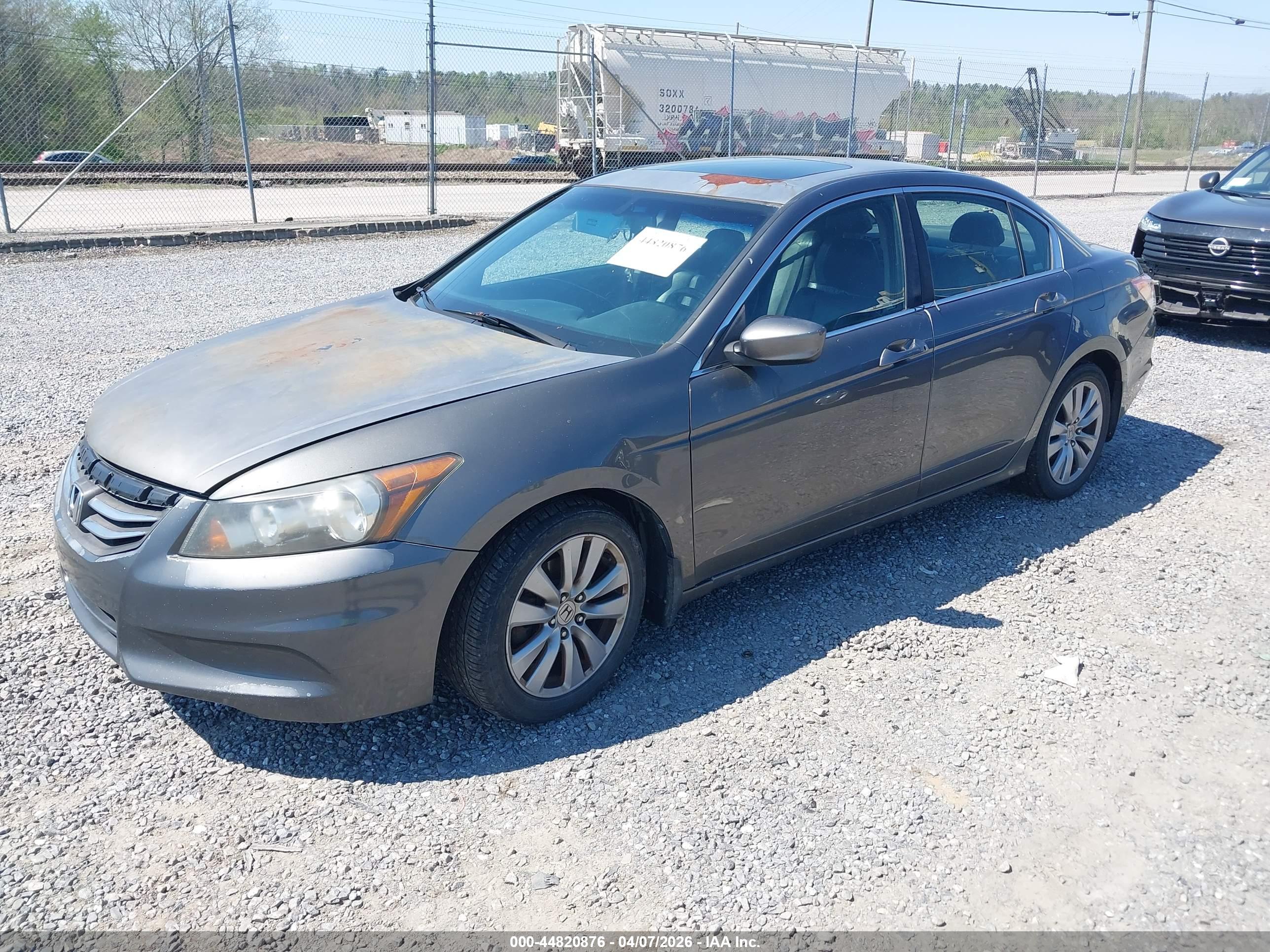 HONDA ACCORD image 2