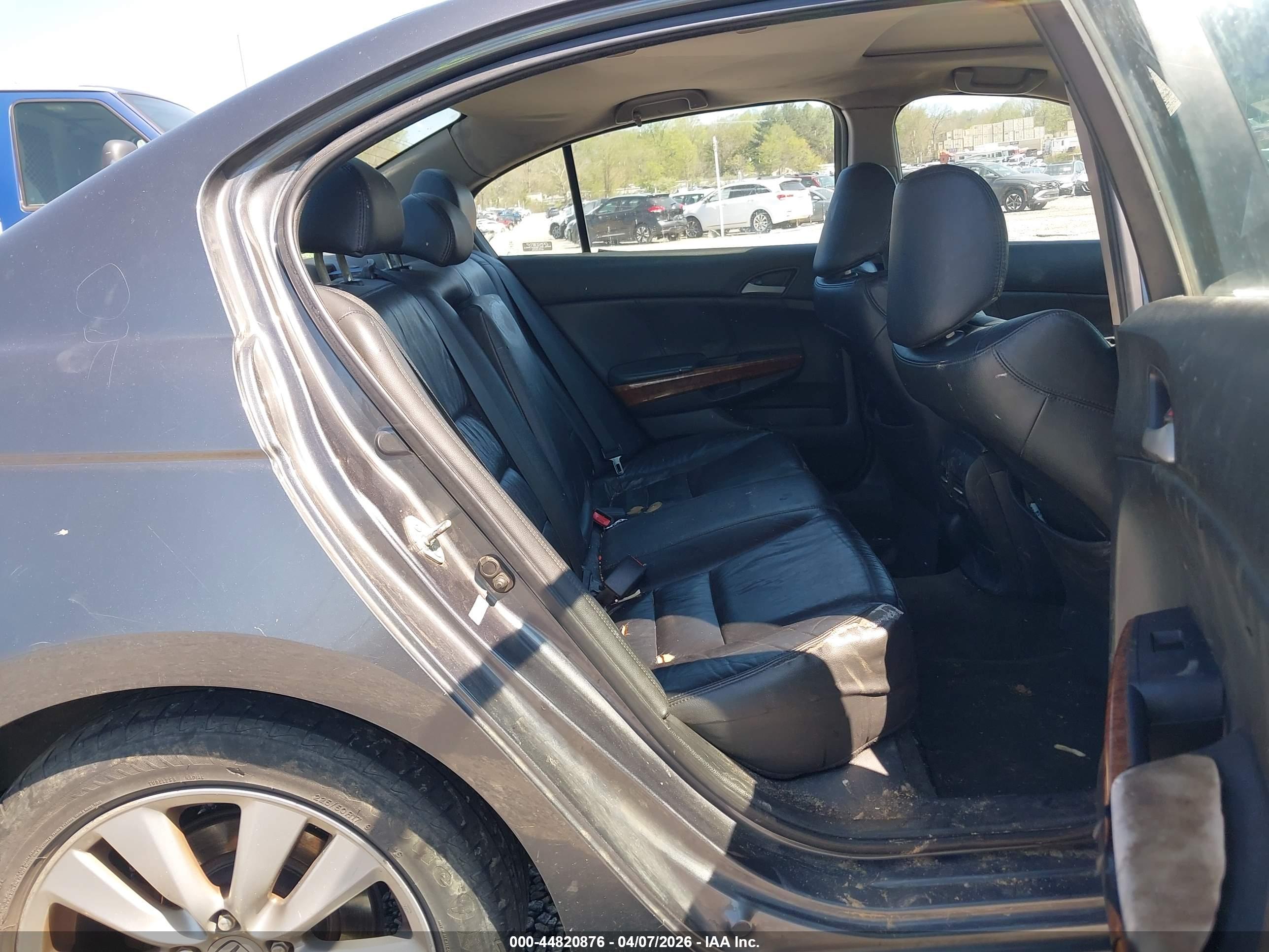 HONDA ACCORD image 8