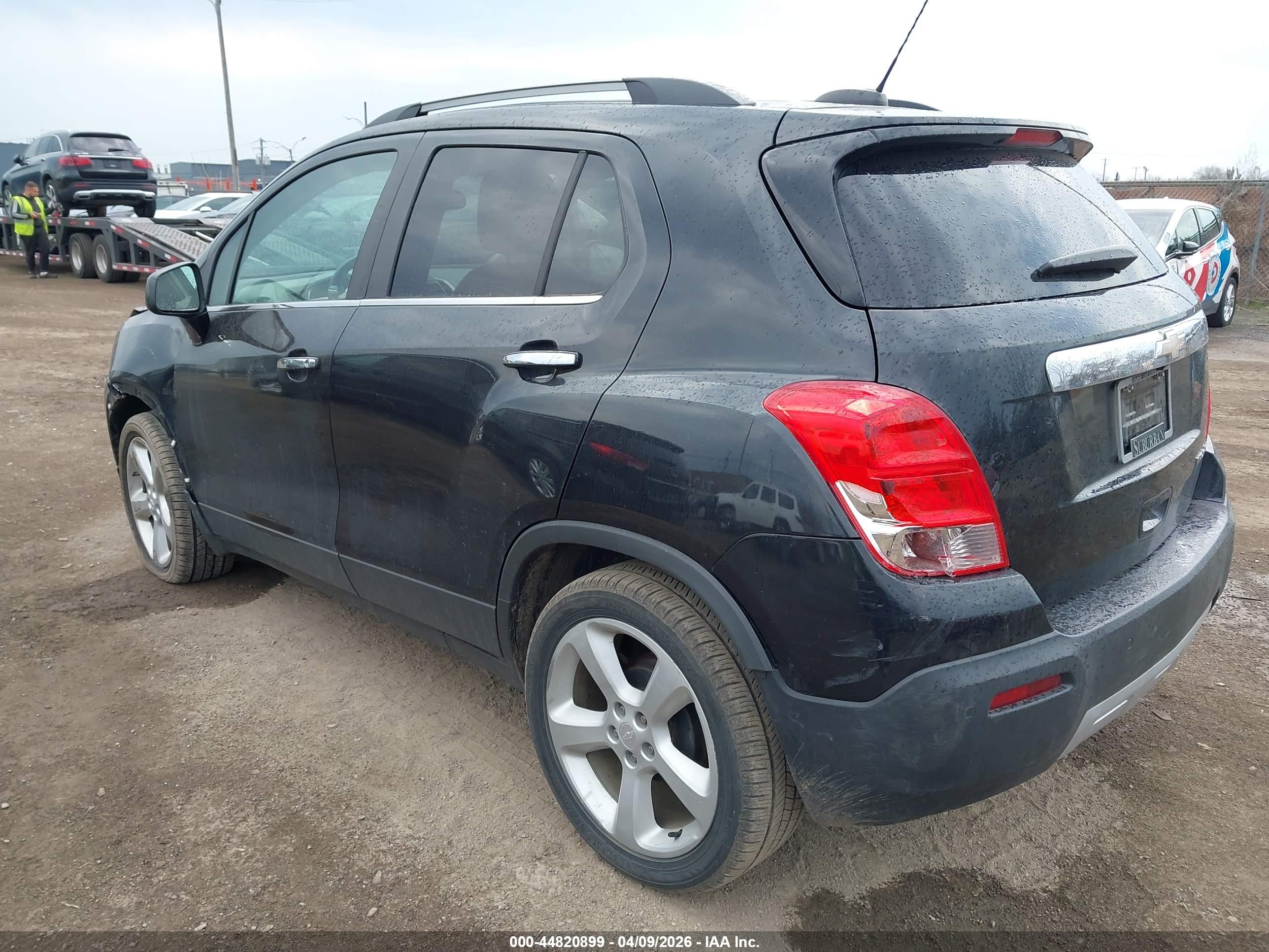 CHEVROLET TRAX image 3