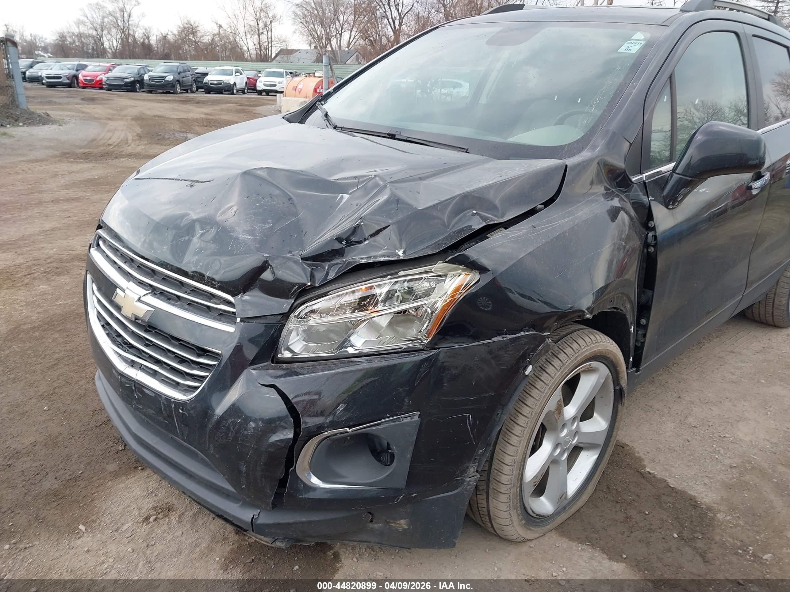 CHEVROLET TRAX image 6