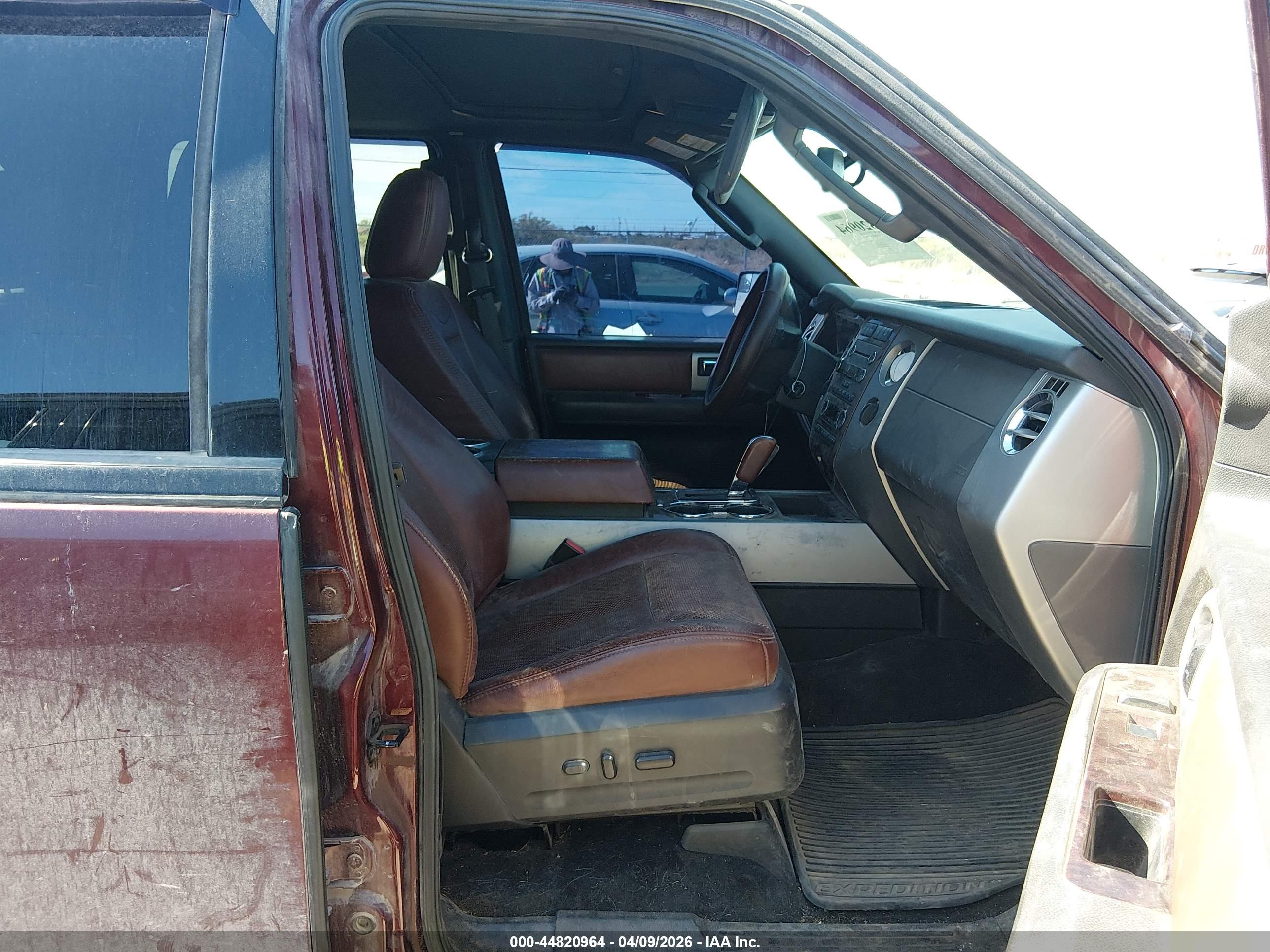 FORD EXPEDITION image 5