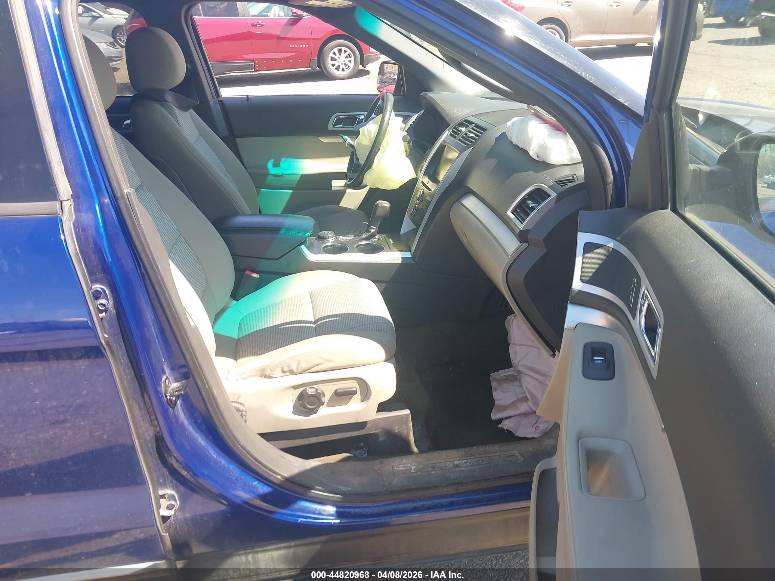 FORD EXPLORER image 5