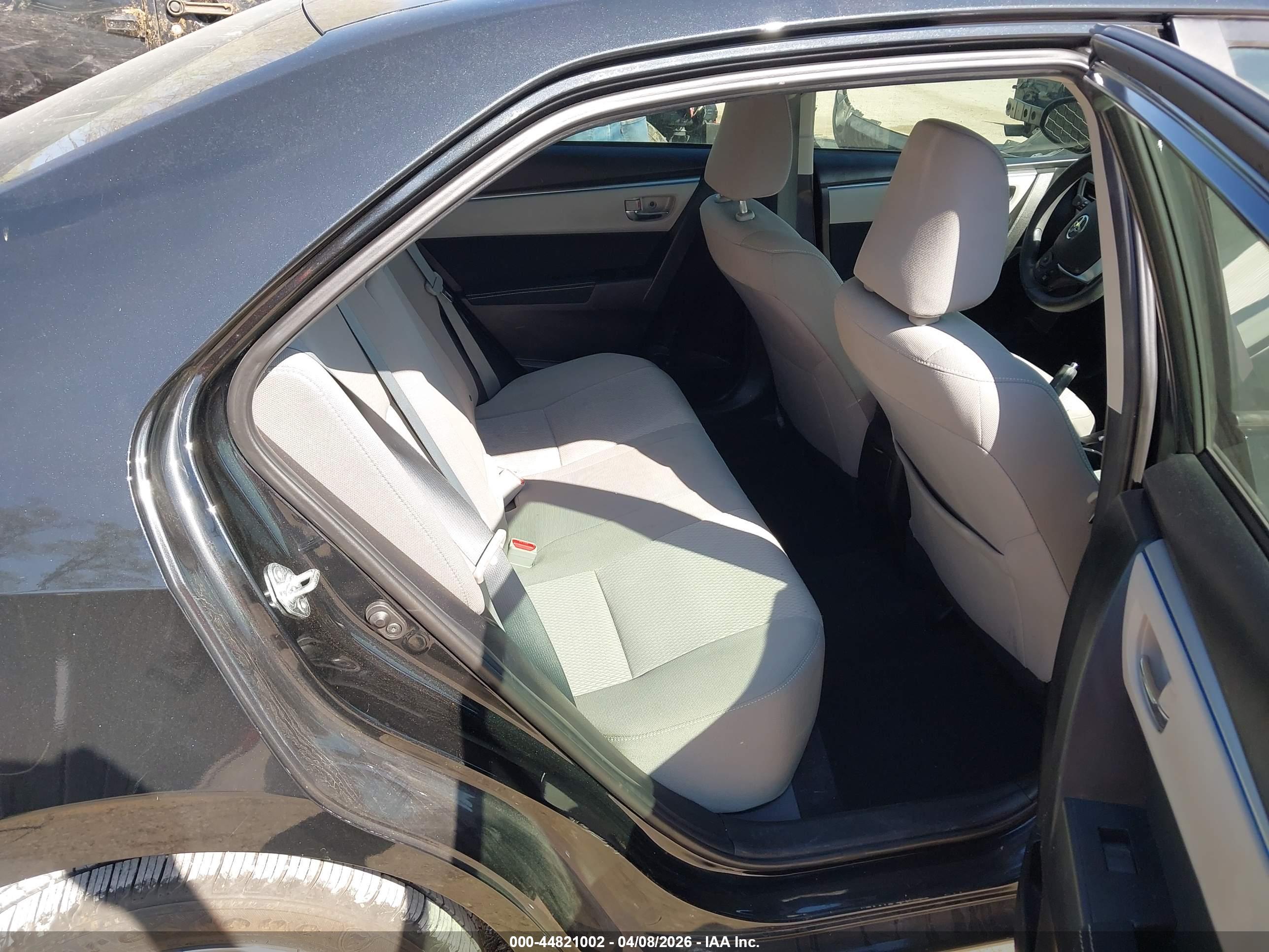 TOYOTA COROLLA image 8