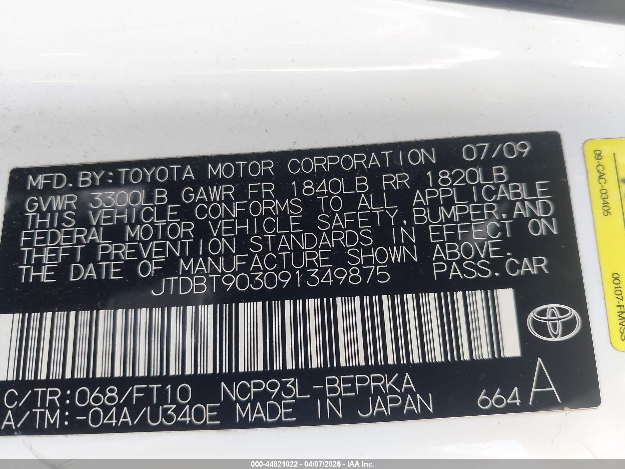 TOYOTA YARIS image 9