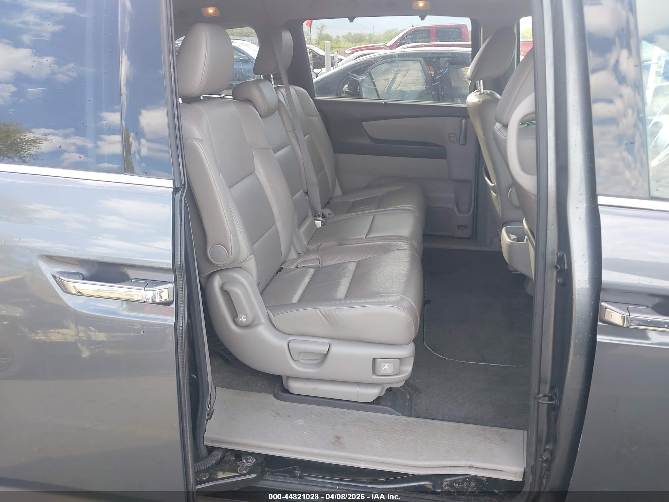 HONDA ODYSSEY image 8