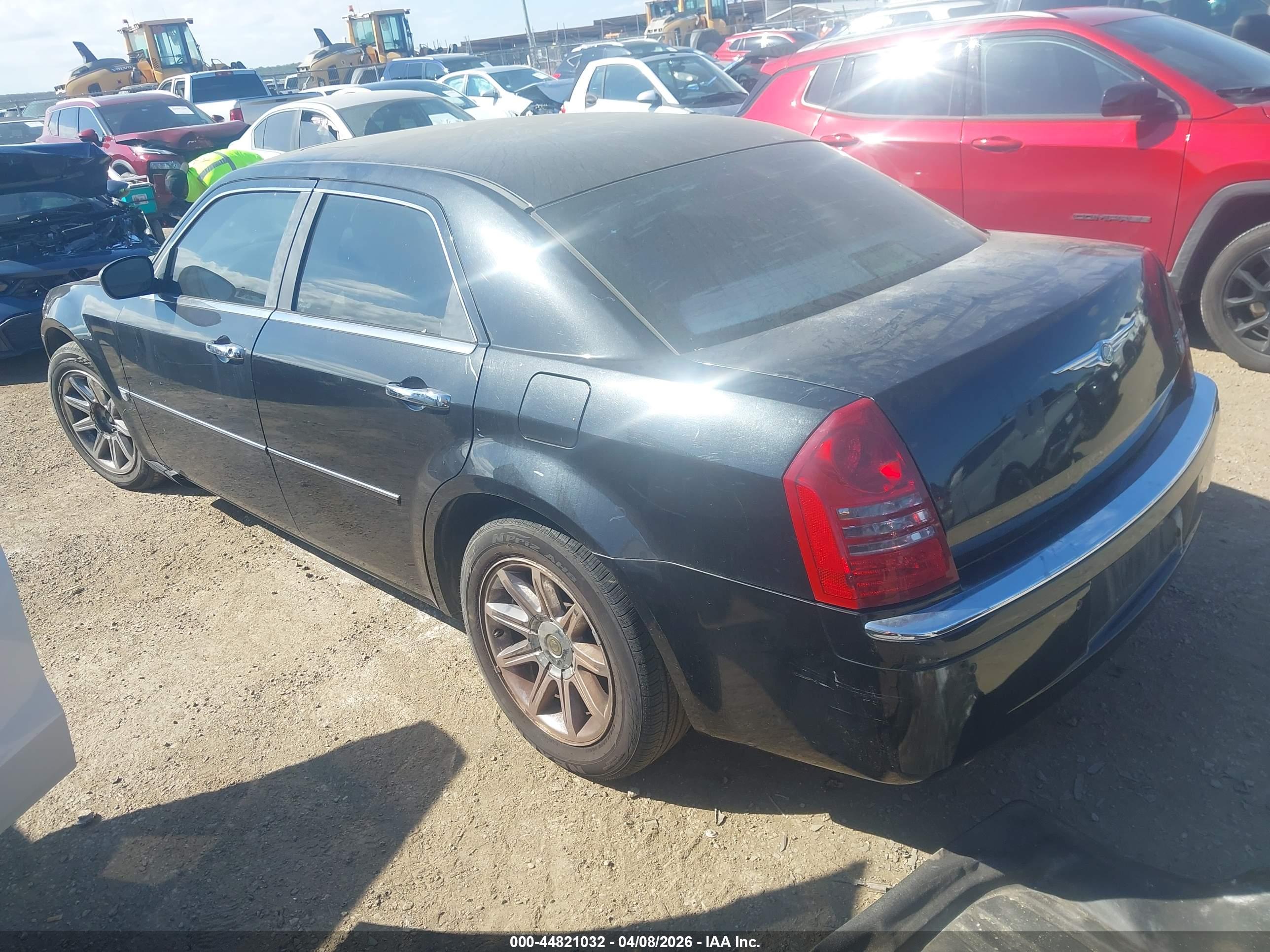 CHRYSLER 300C image 3