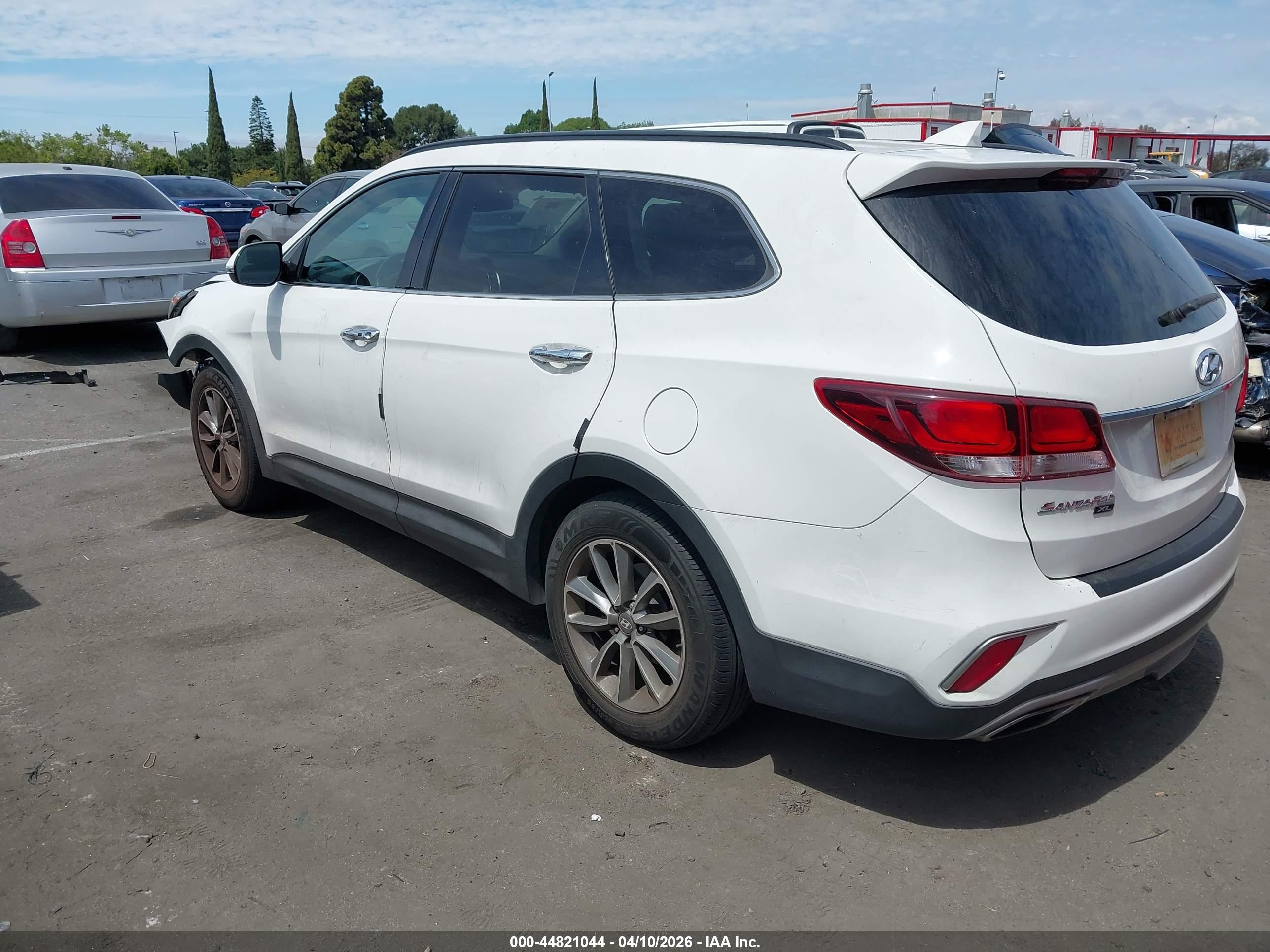 HYUNDAI SANTA image 3