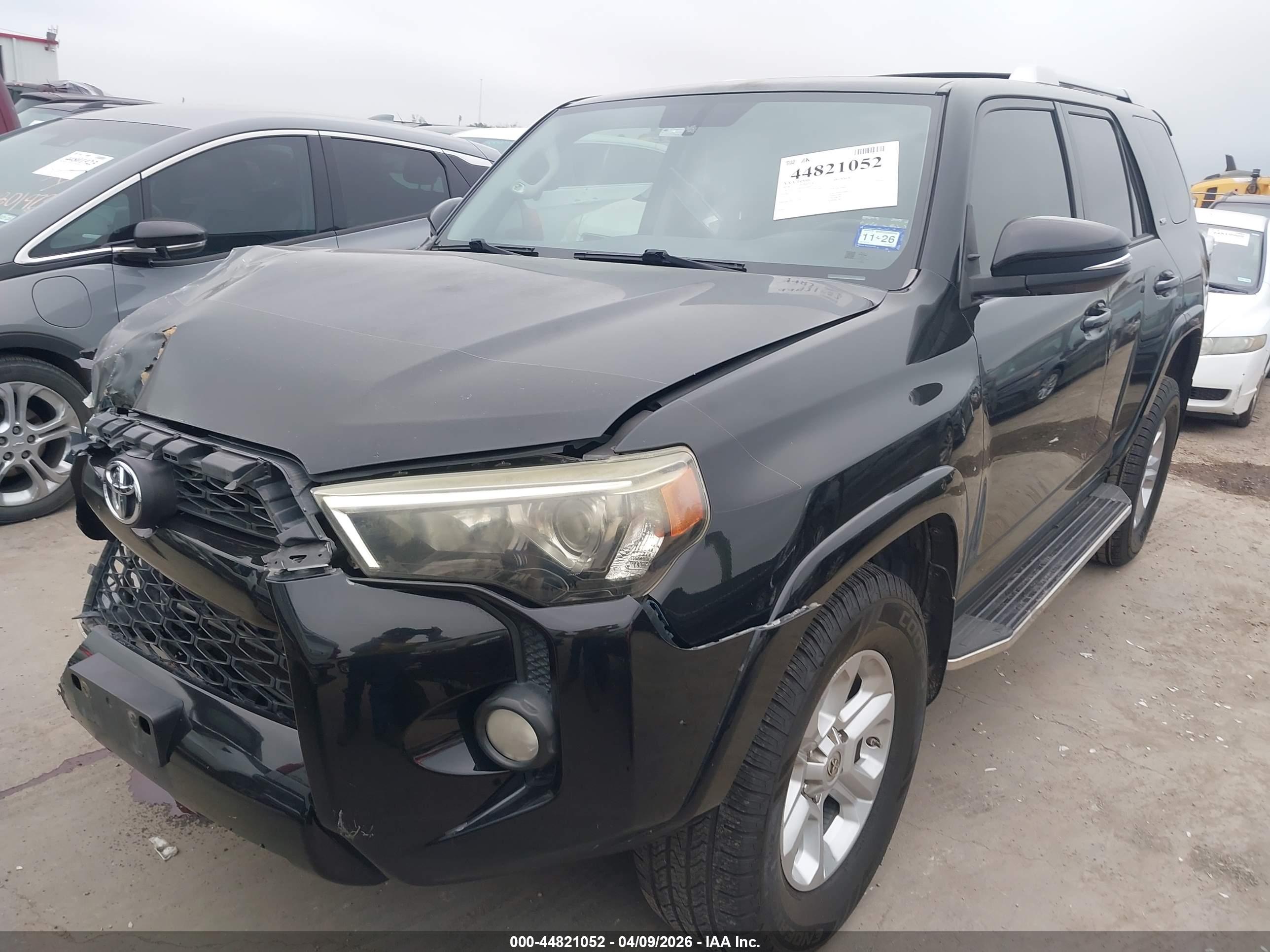TOYOTA 4RUNNER image 2