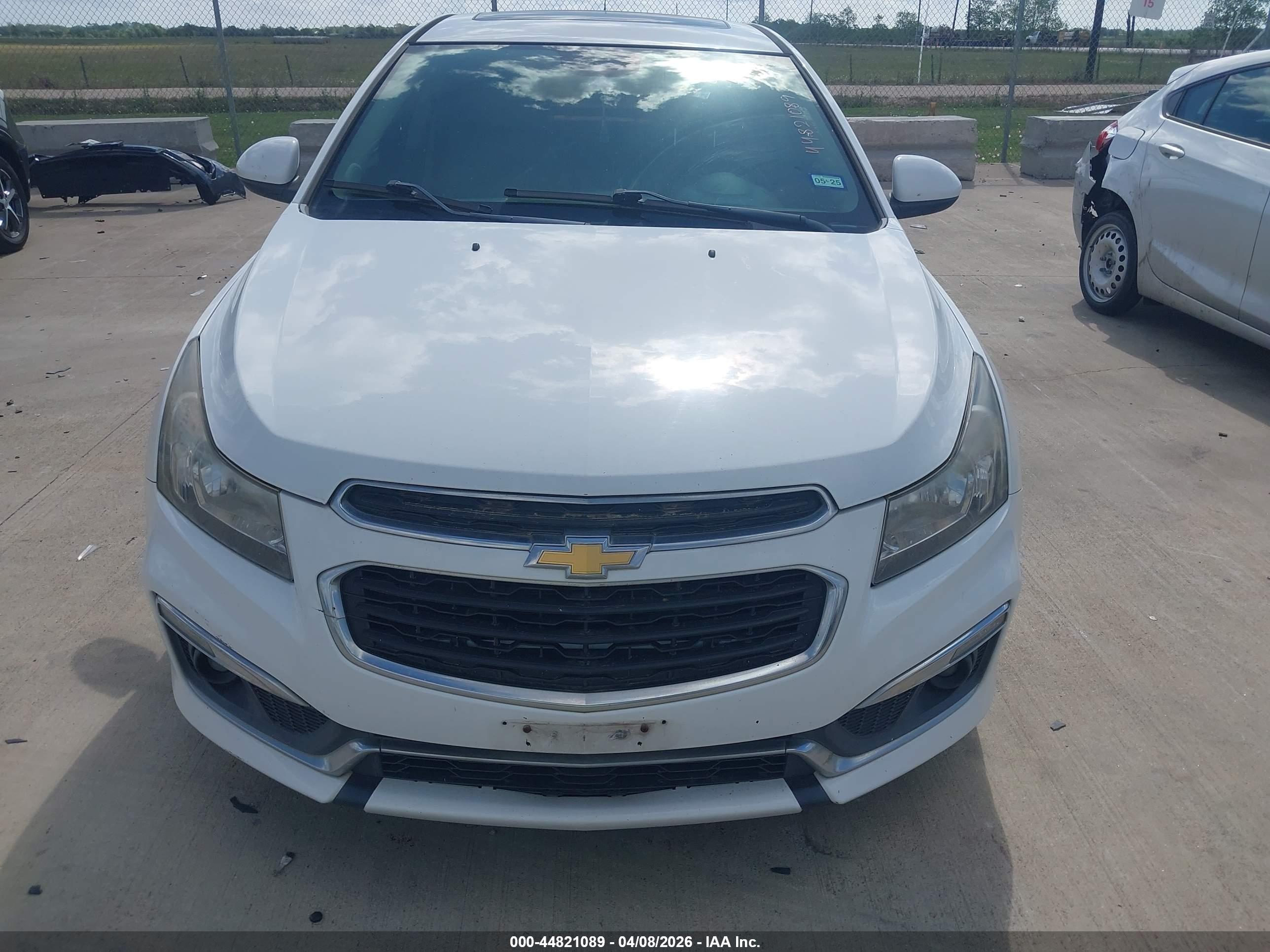 CHEVROLET CRUZE image 6