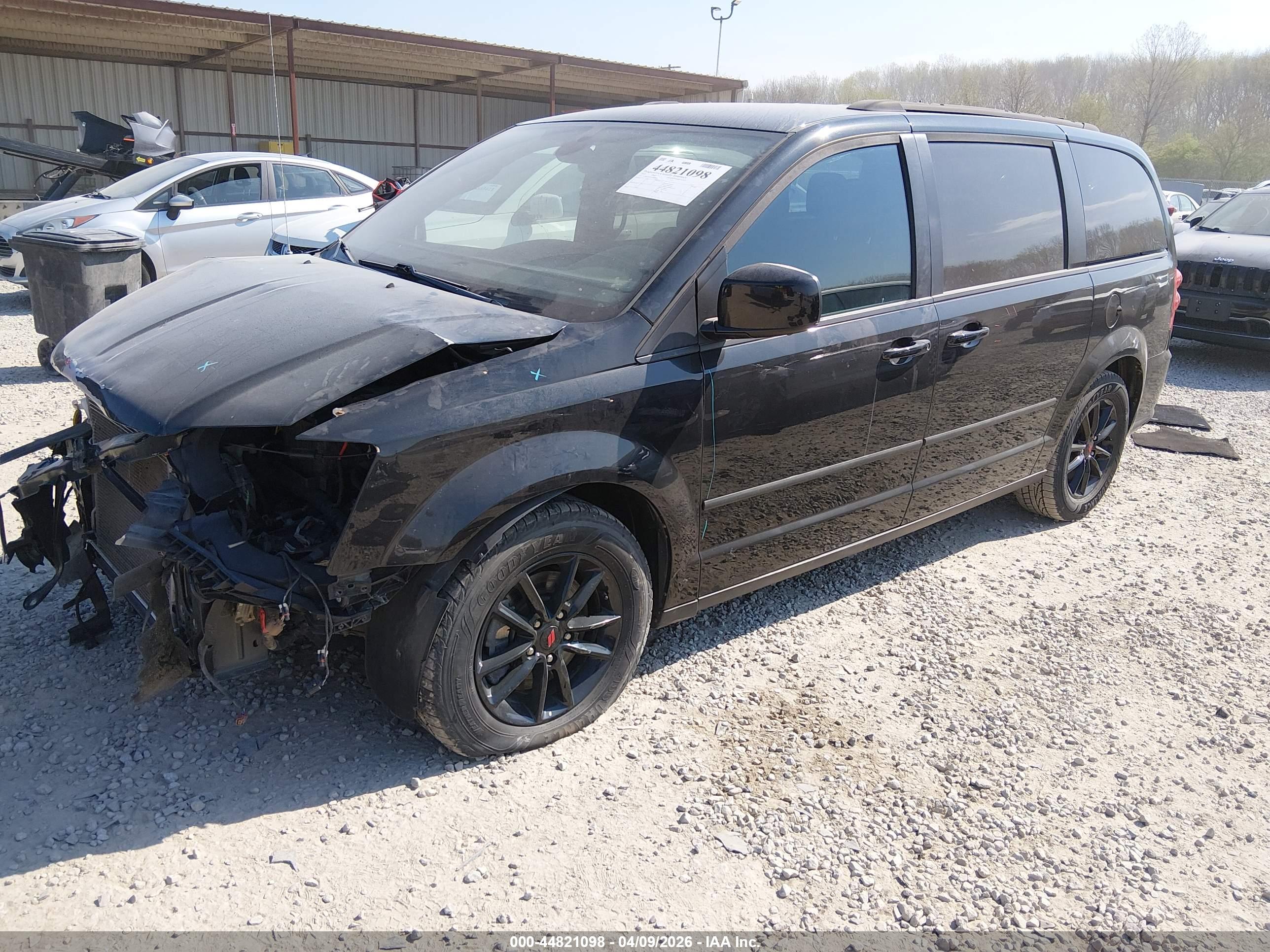 DODGE GRAND image 2