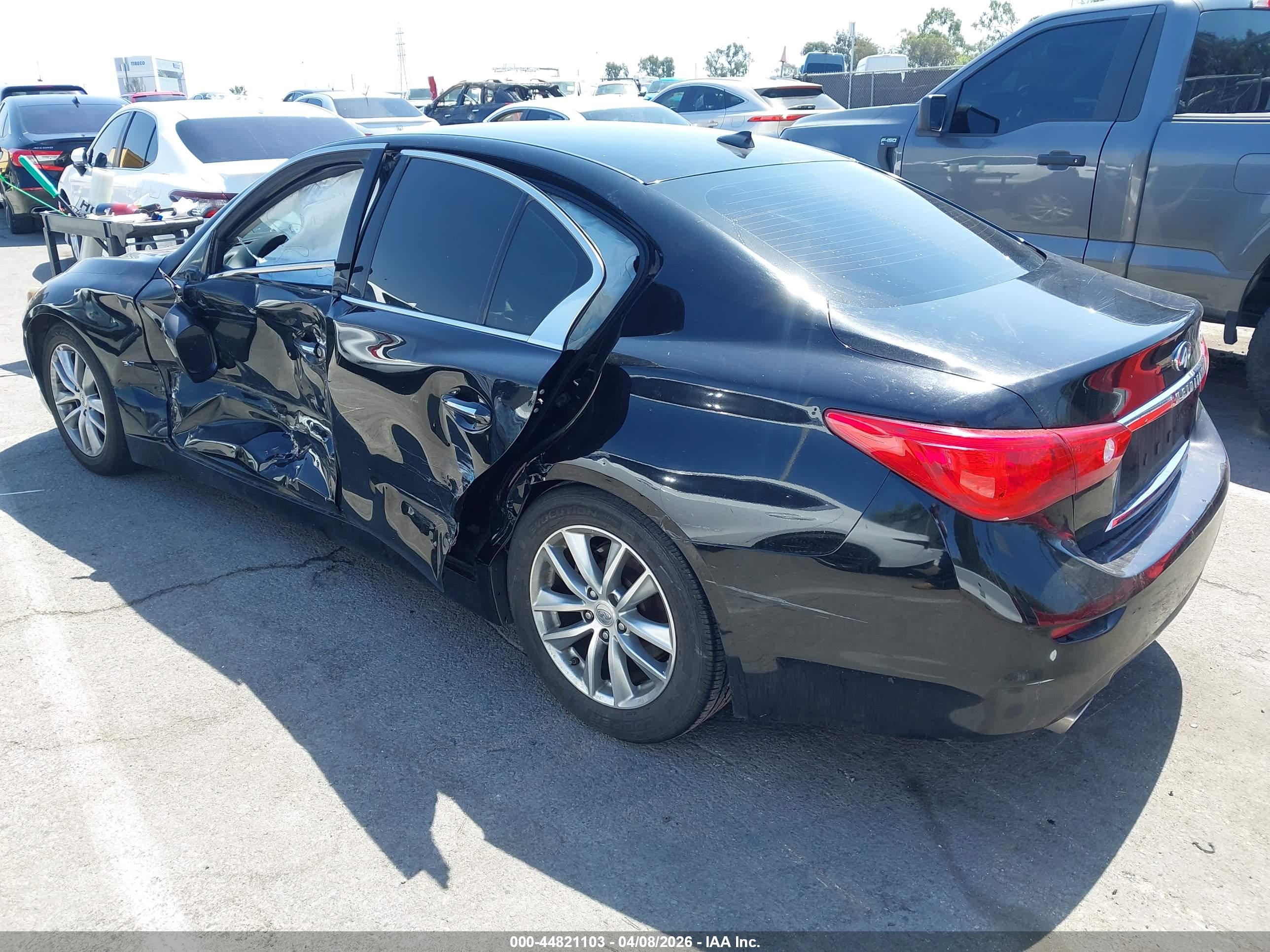 INFINITI Q50 image 3