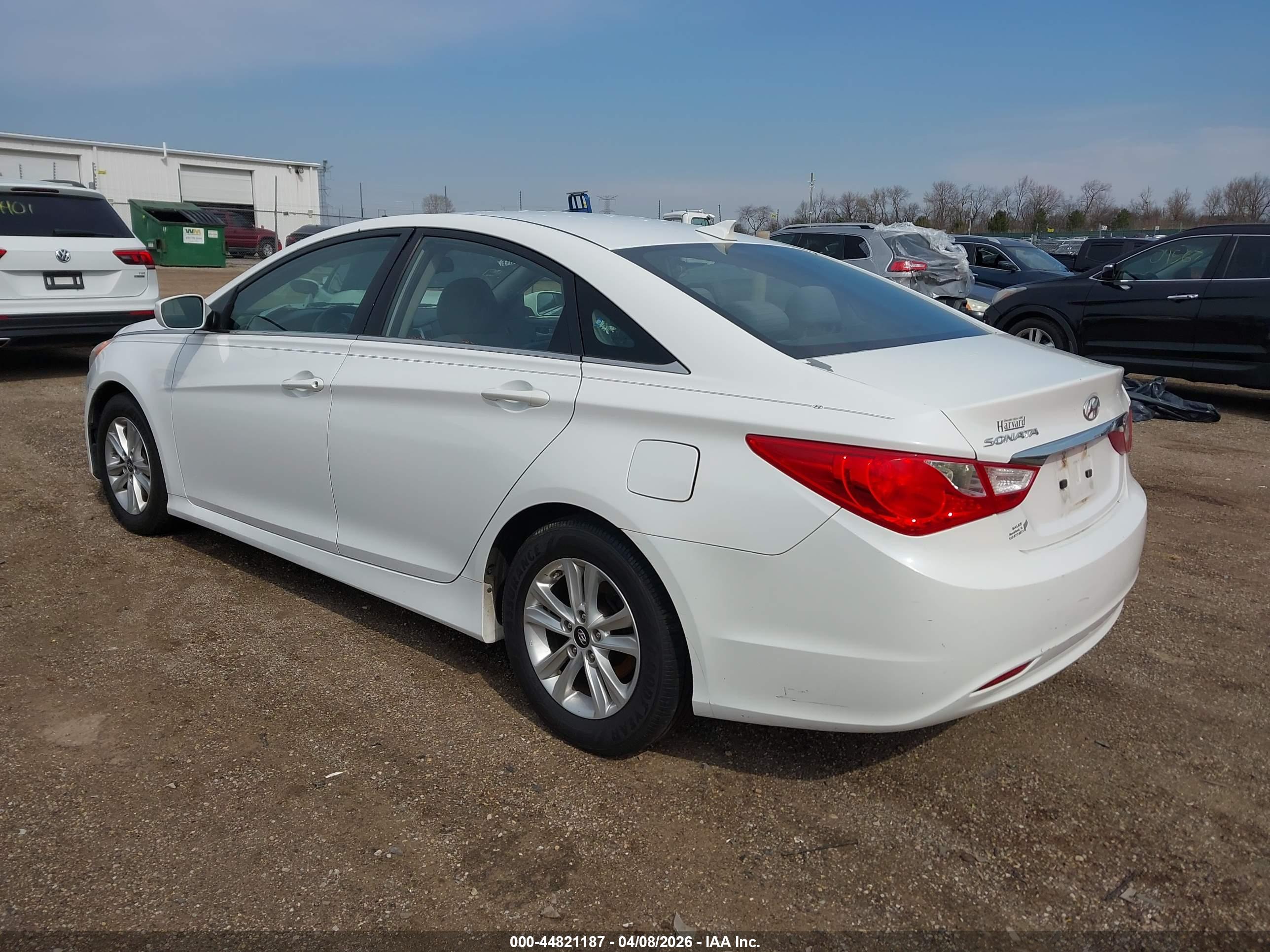 HYUNDAI SONATA image 3