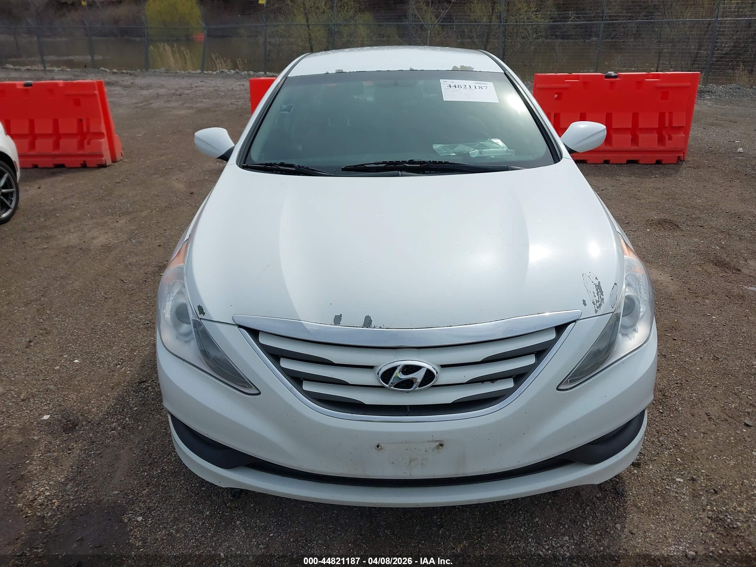 HYUNDAI SONATA image 6