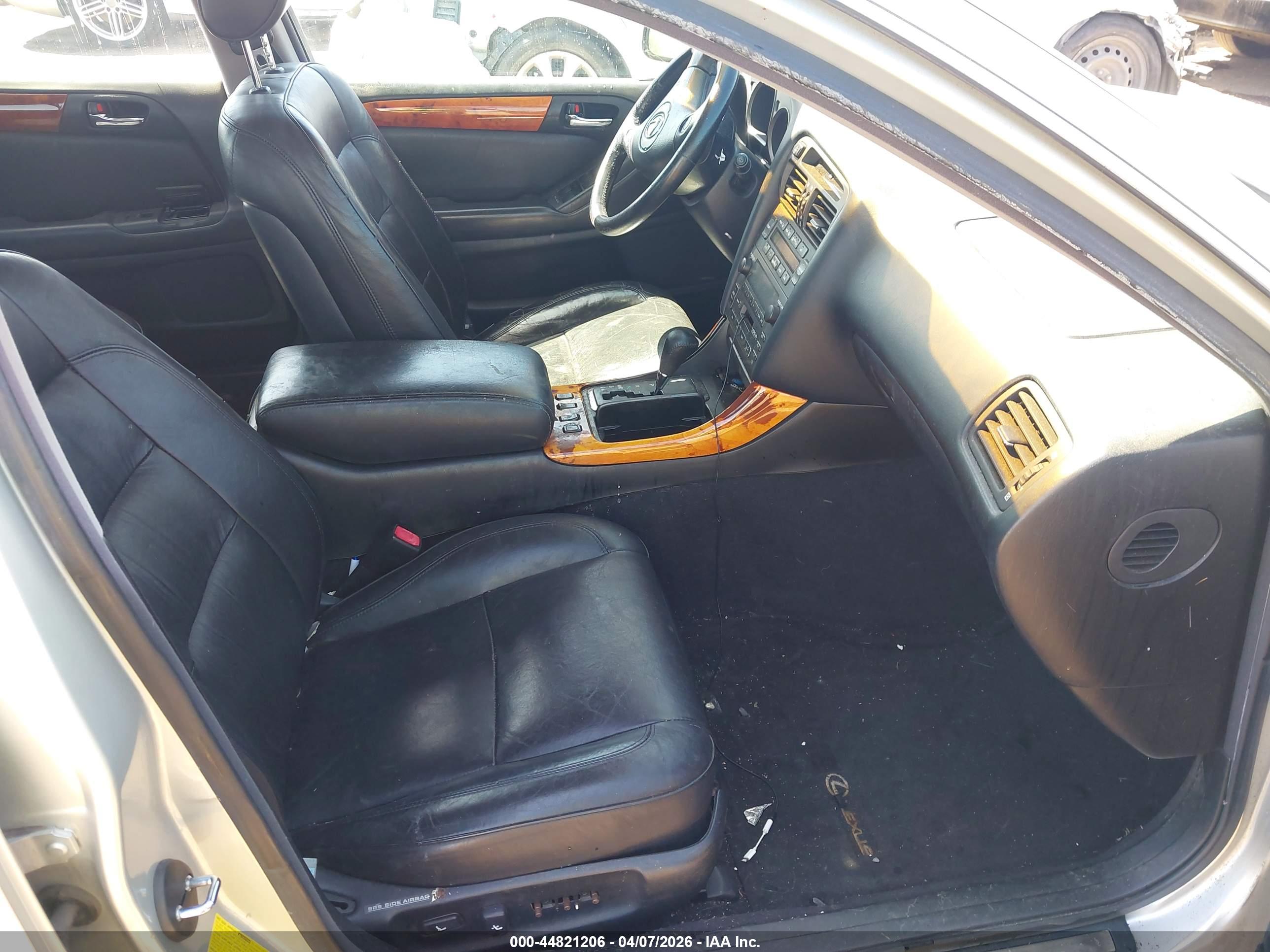 LEXUS GS image 5