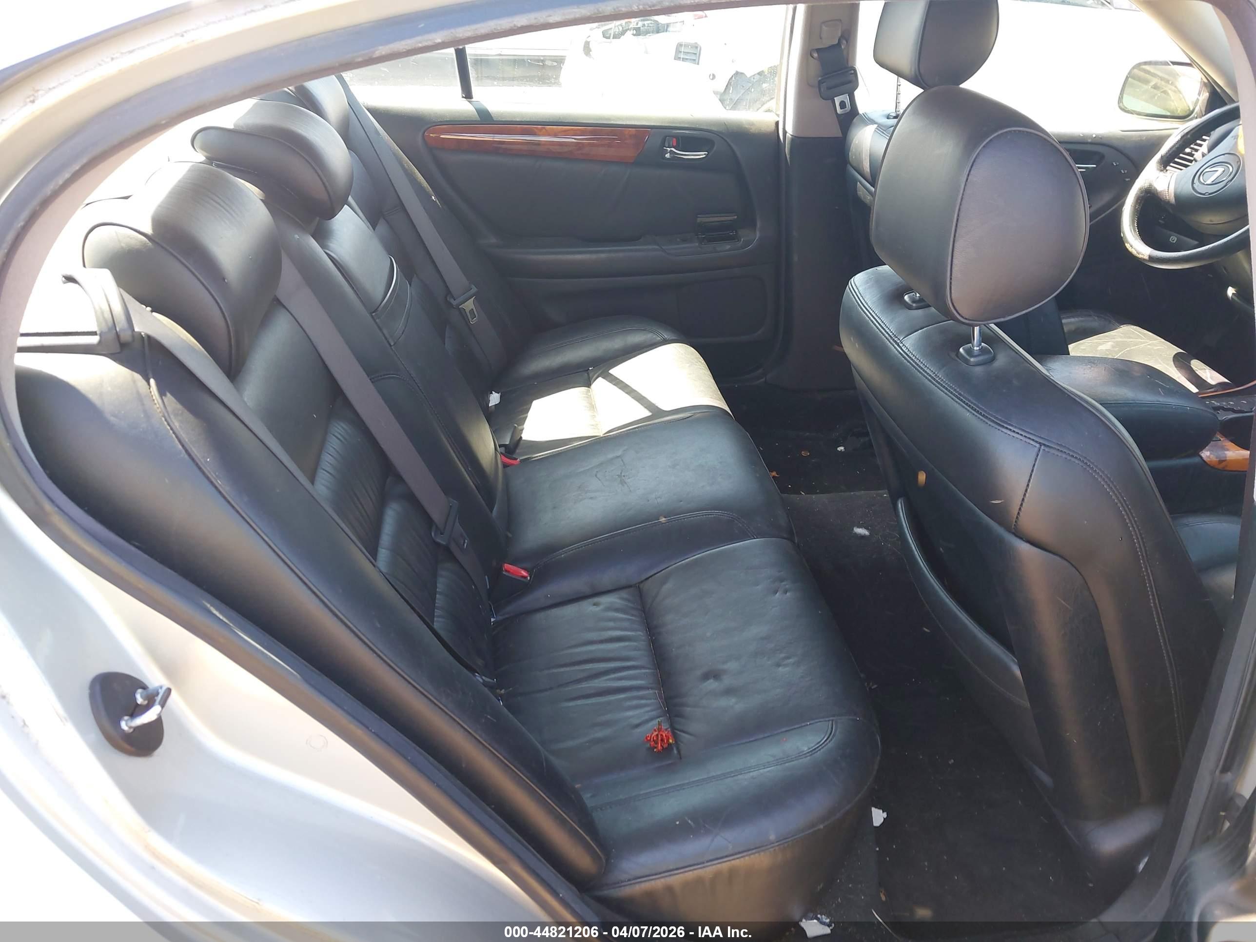 LEXUS GS image 8
