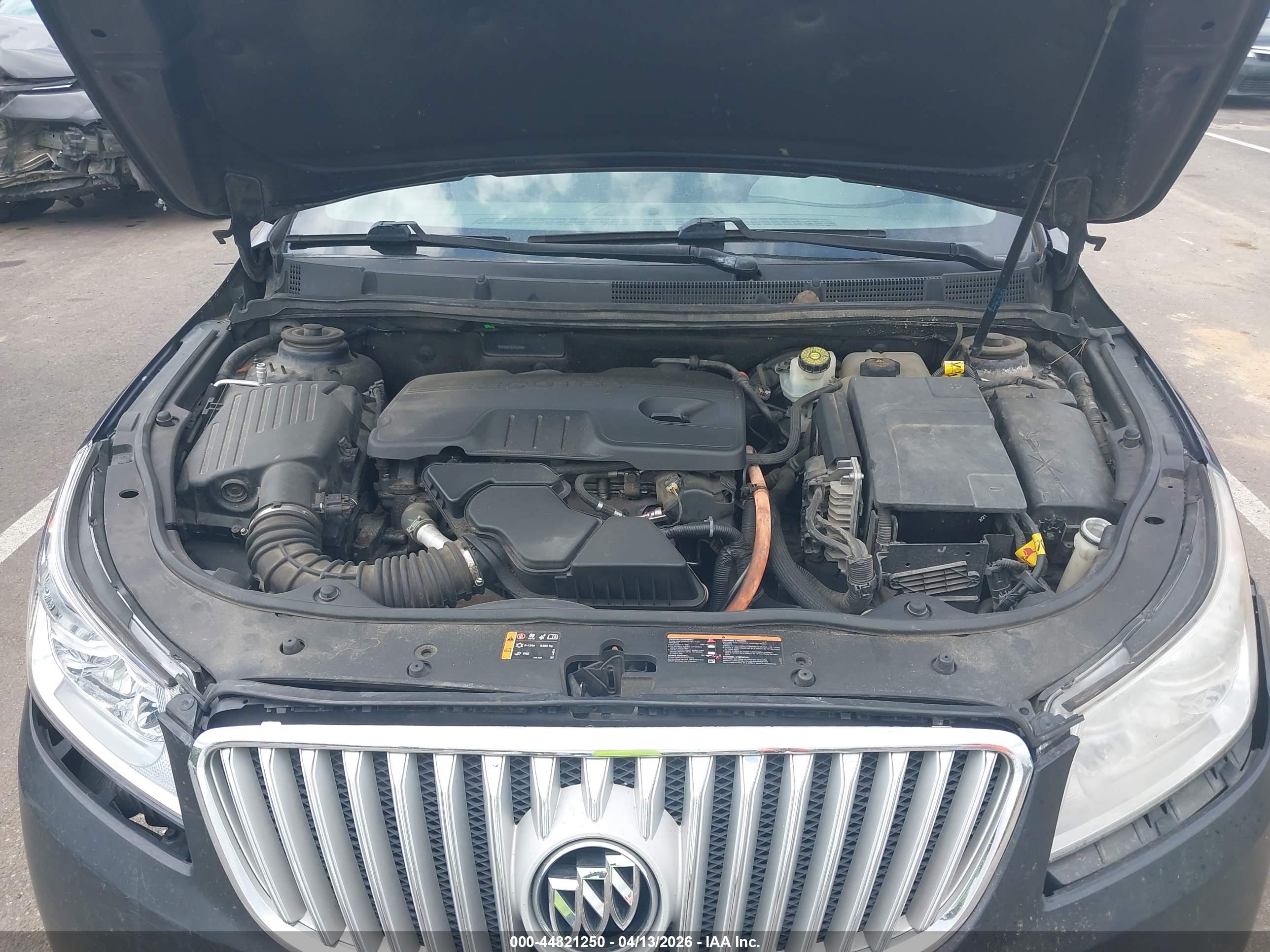 BUICK LACROSSE image 10