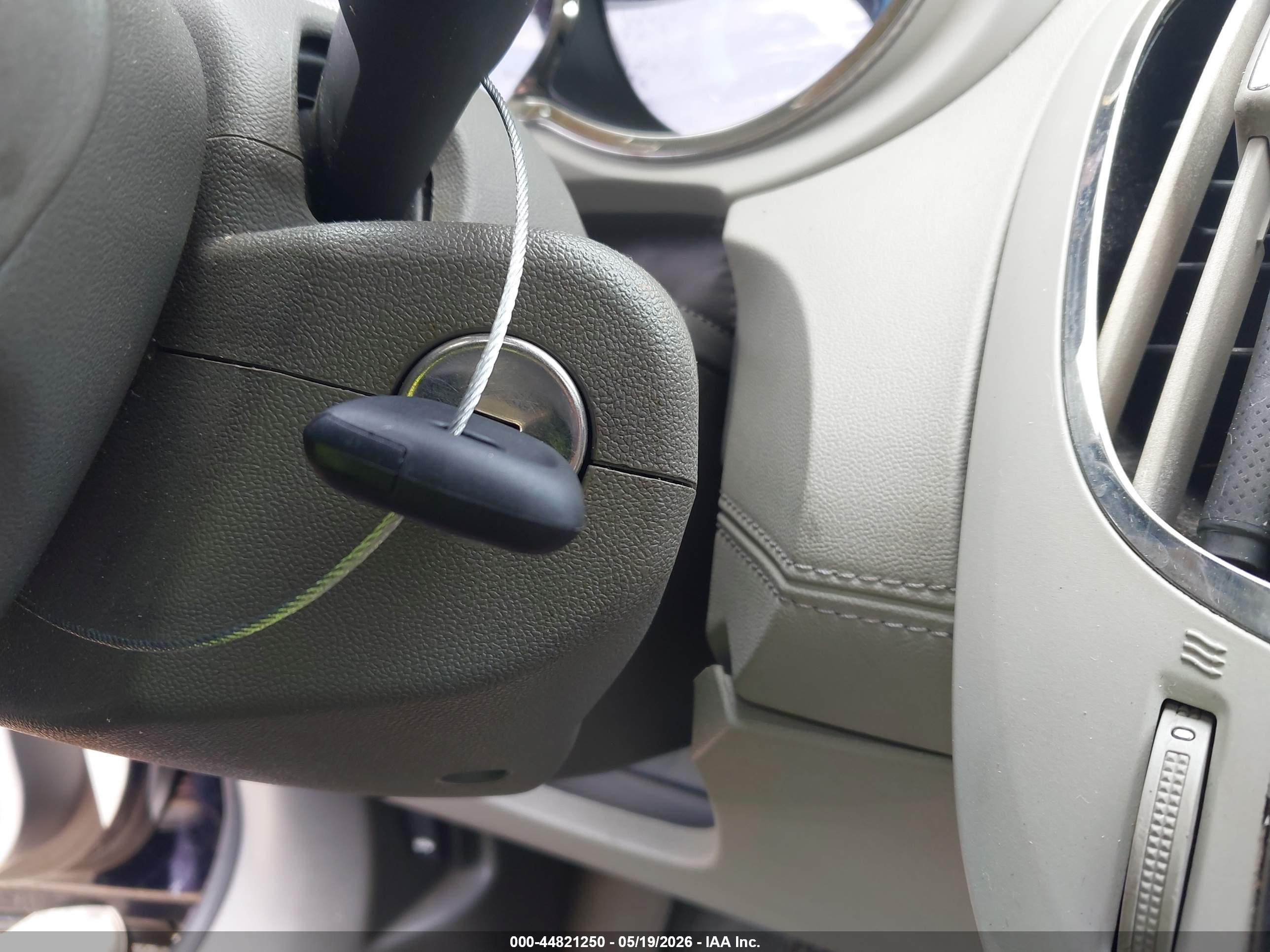 BUICK LACROSSE image 11