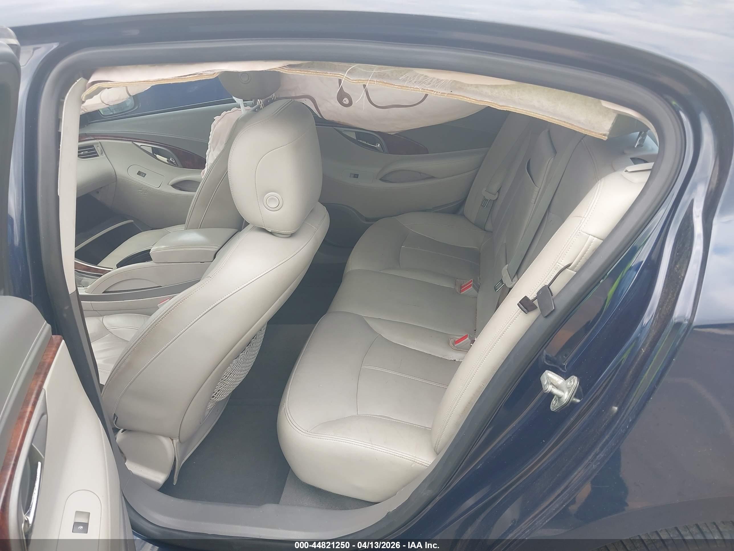 BUICK LACROSSE image 8