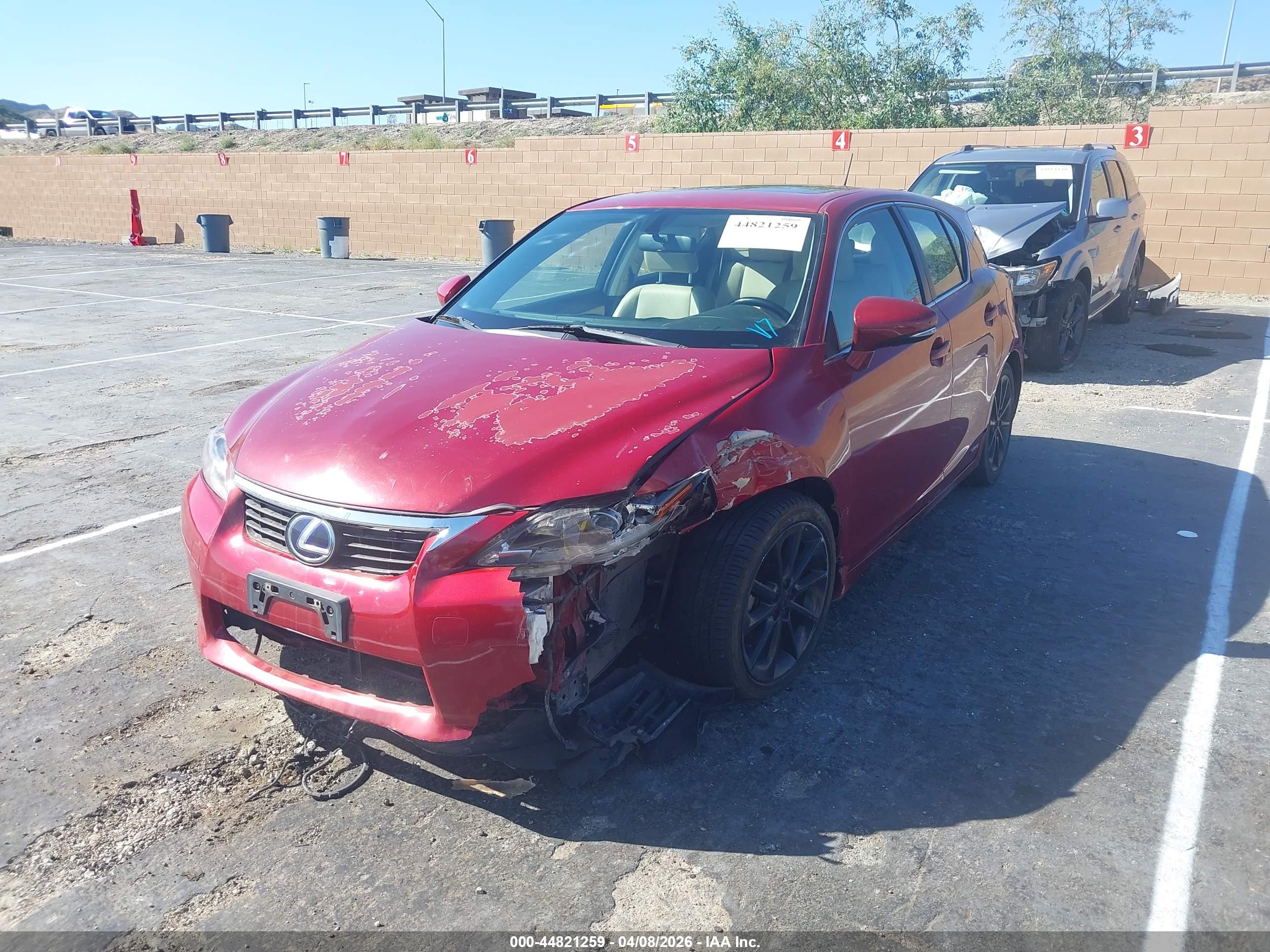 LEXUS CT image 2