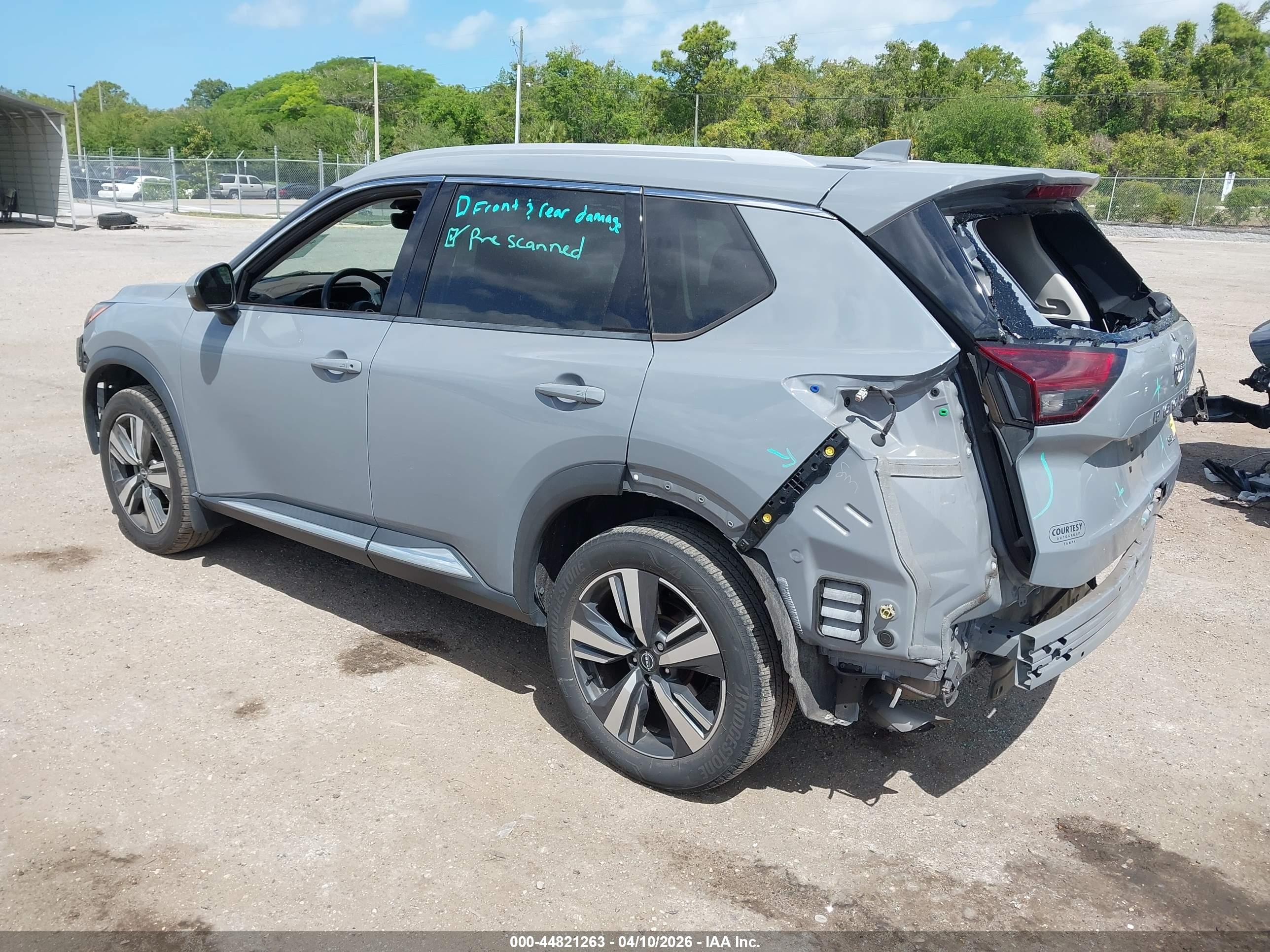 NISSAN ROGUE image 3