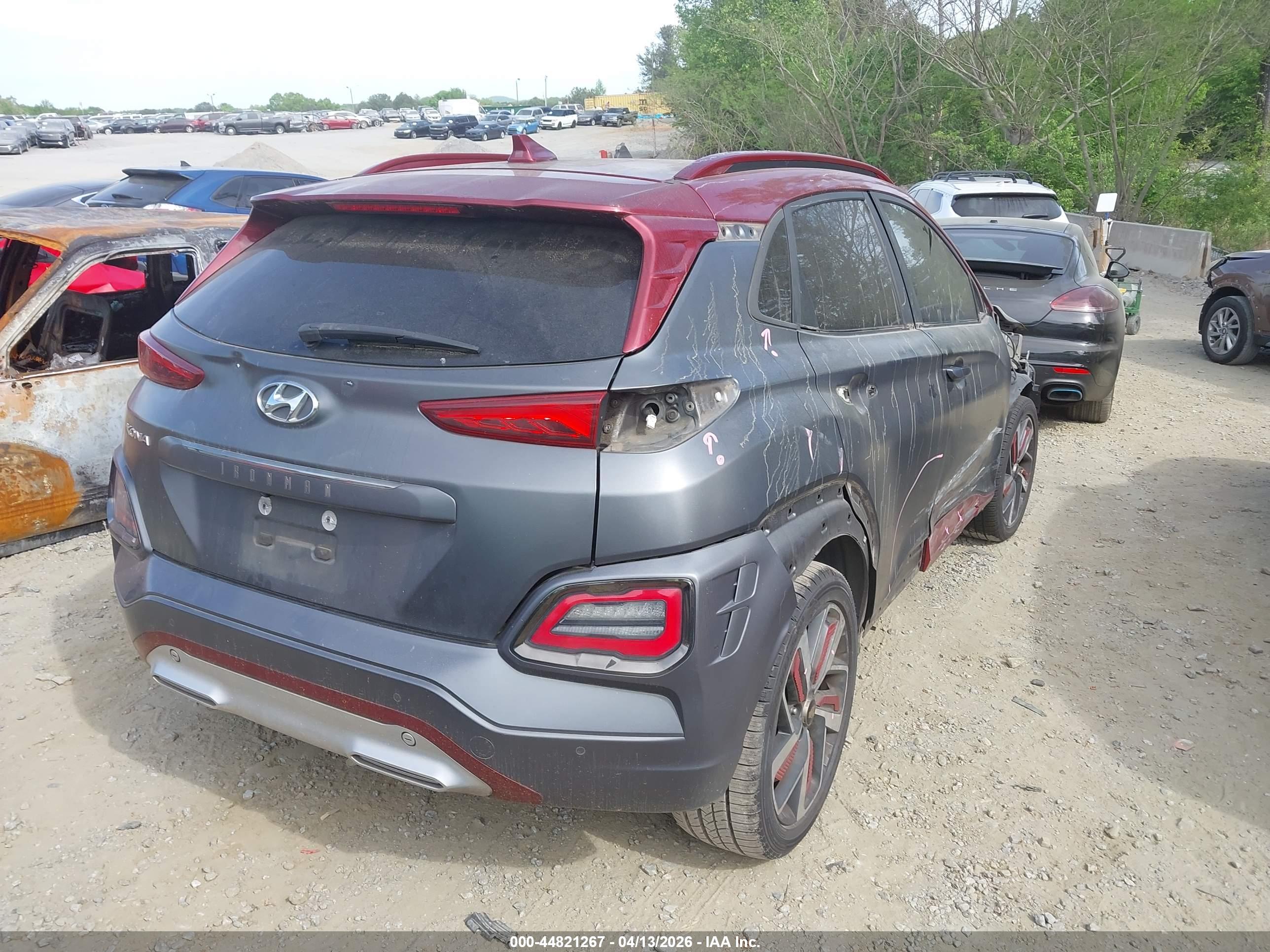 HYUNDAI KONA image 4