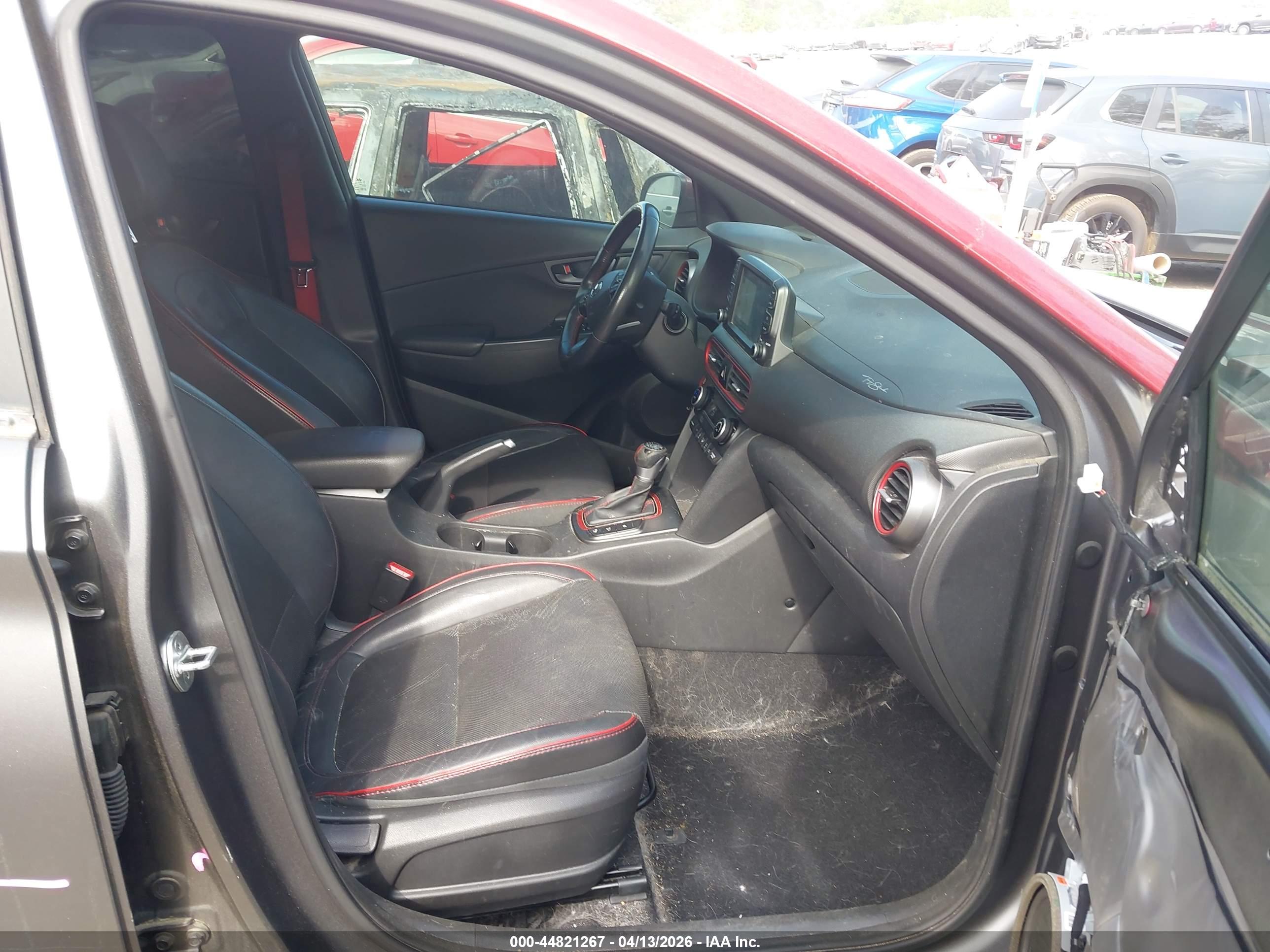 HYUNDAI KONA image 5