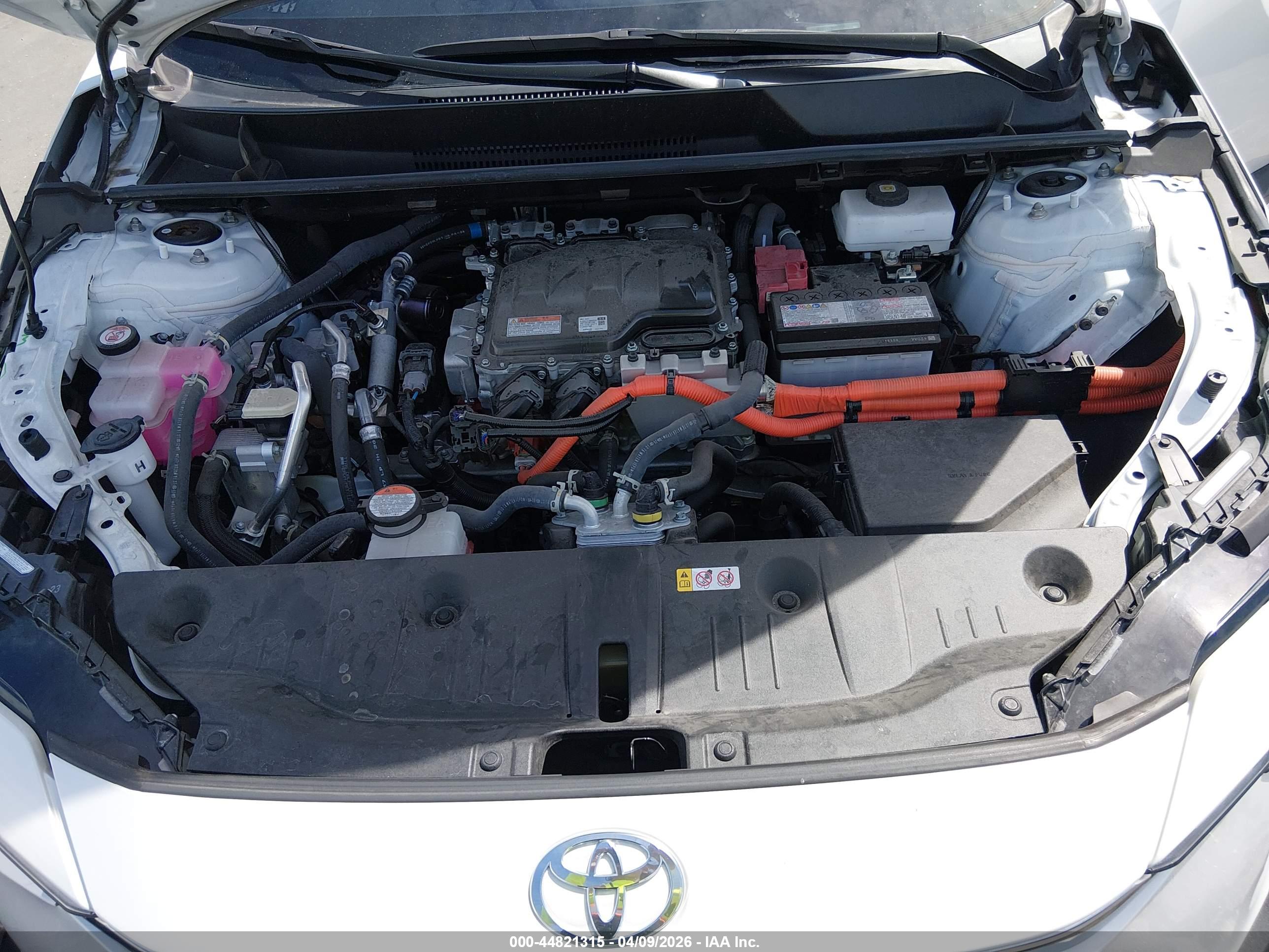 TOYOTA BZ4X image 10