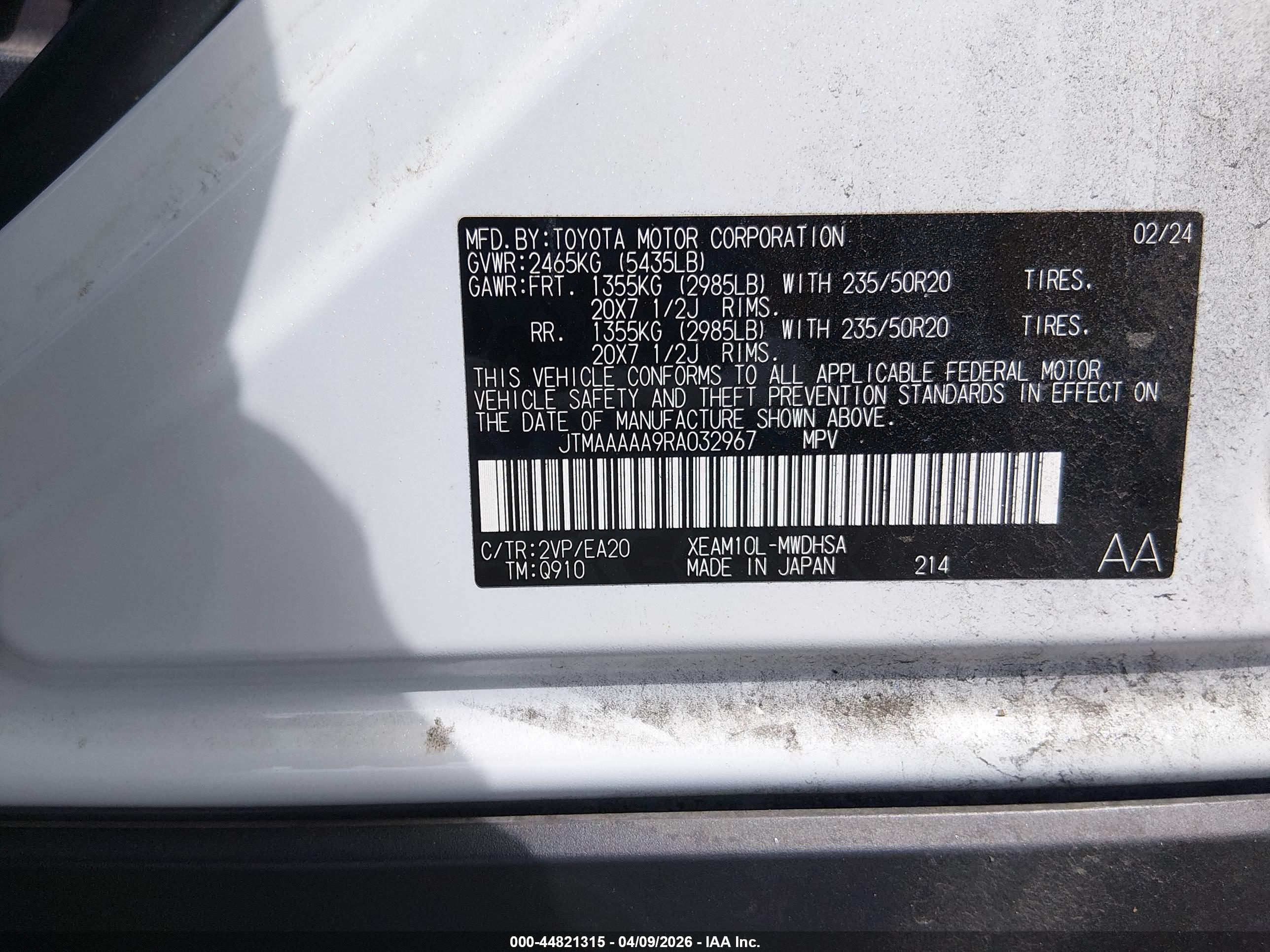 TOYOTA BZ4X image 9