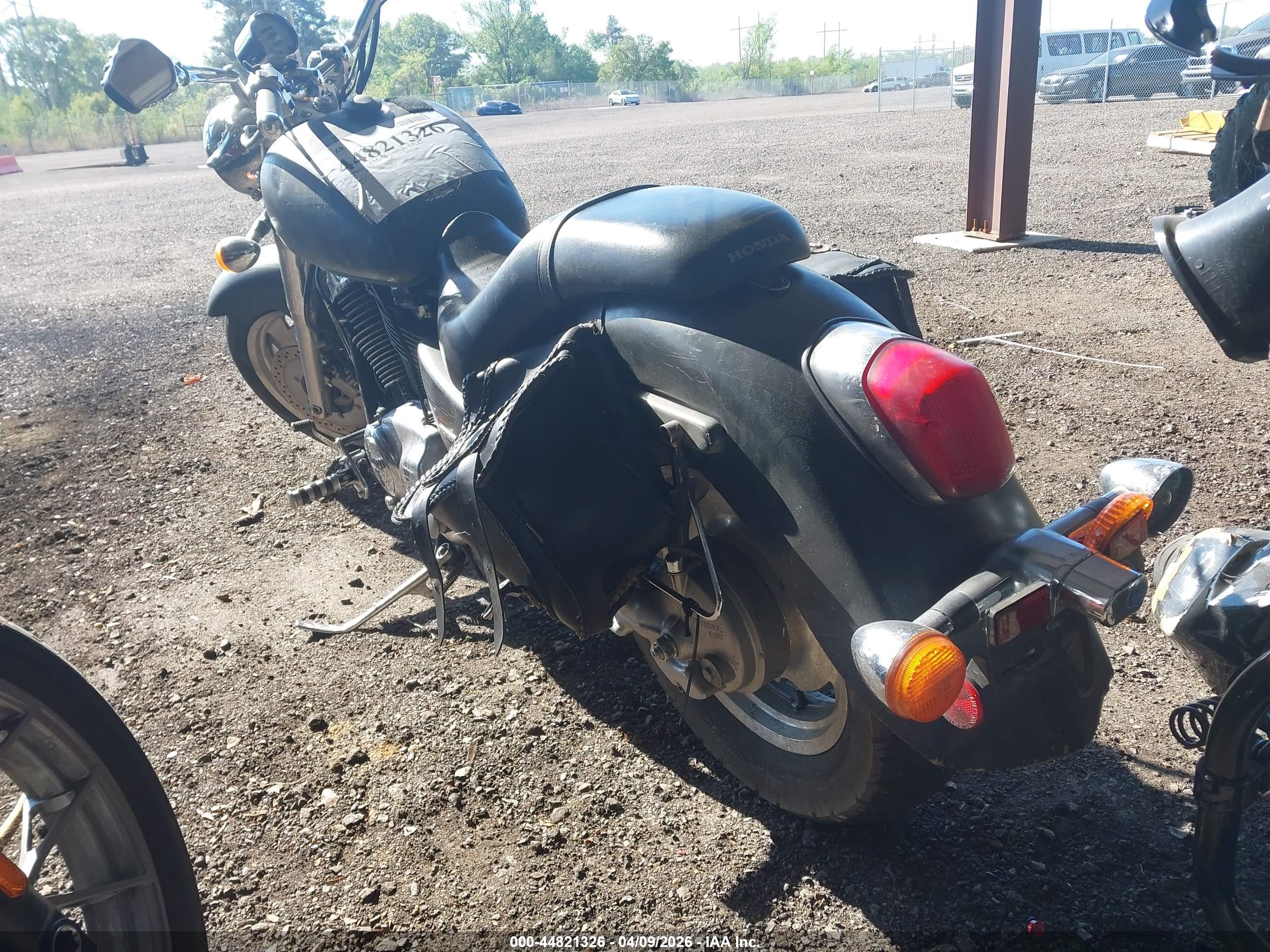 HONDA VT1100 image 3