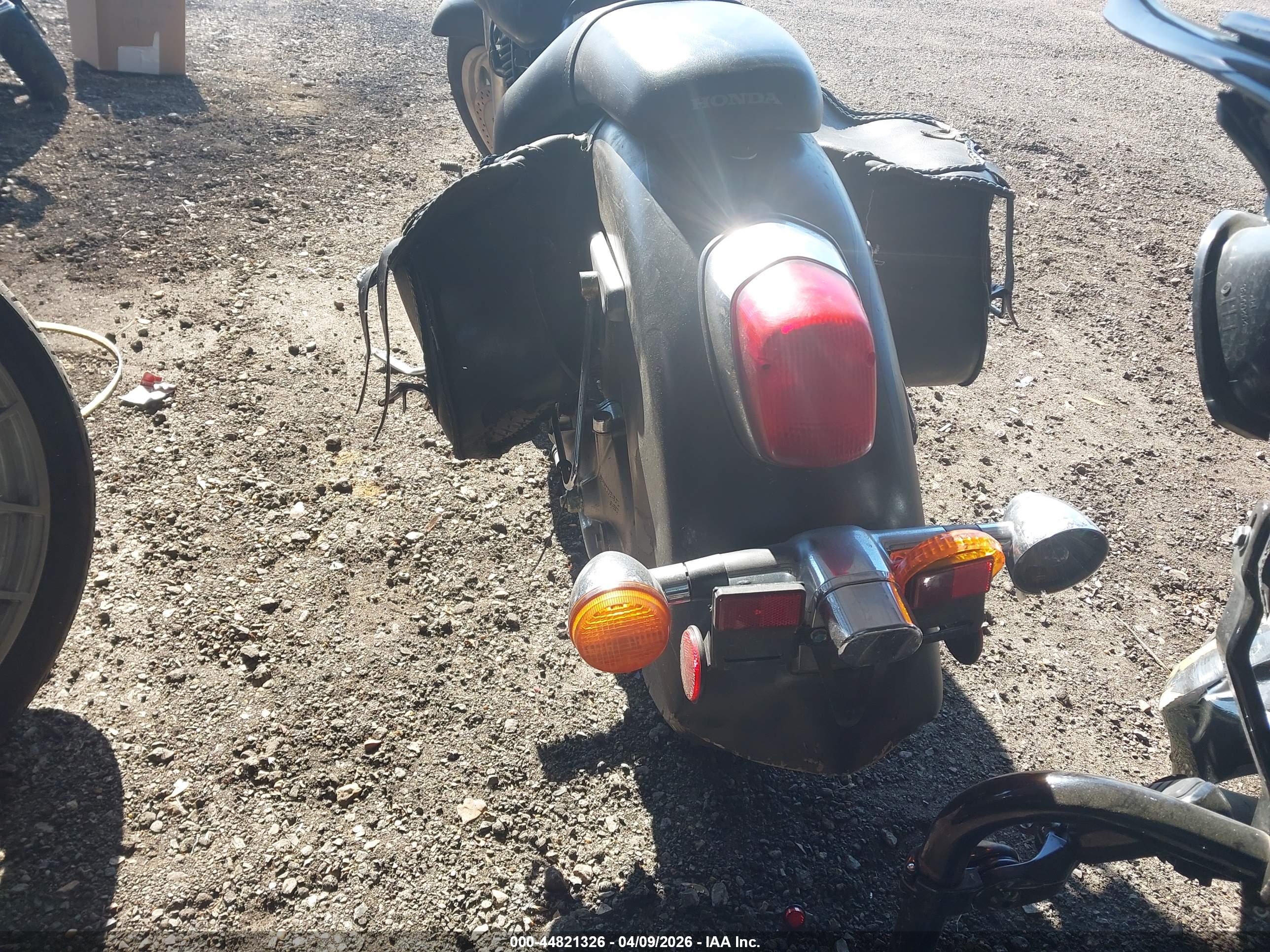 HONDA VT1100 image 6