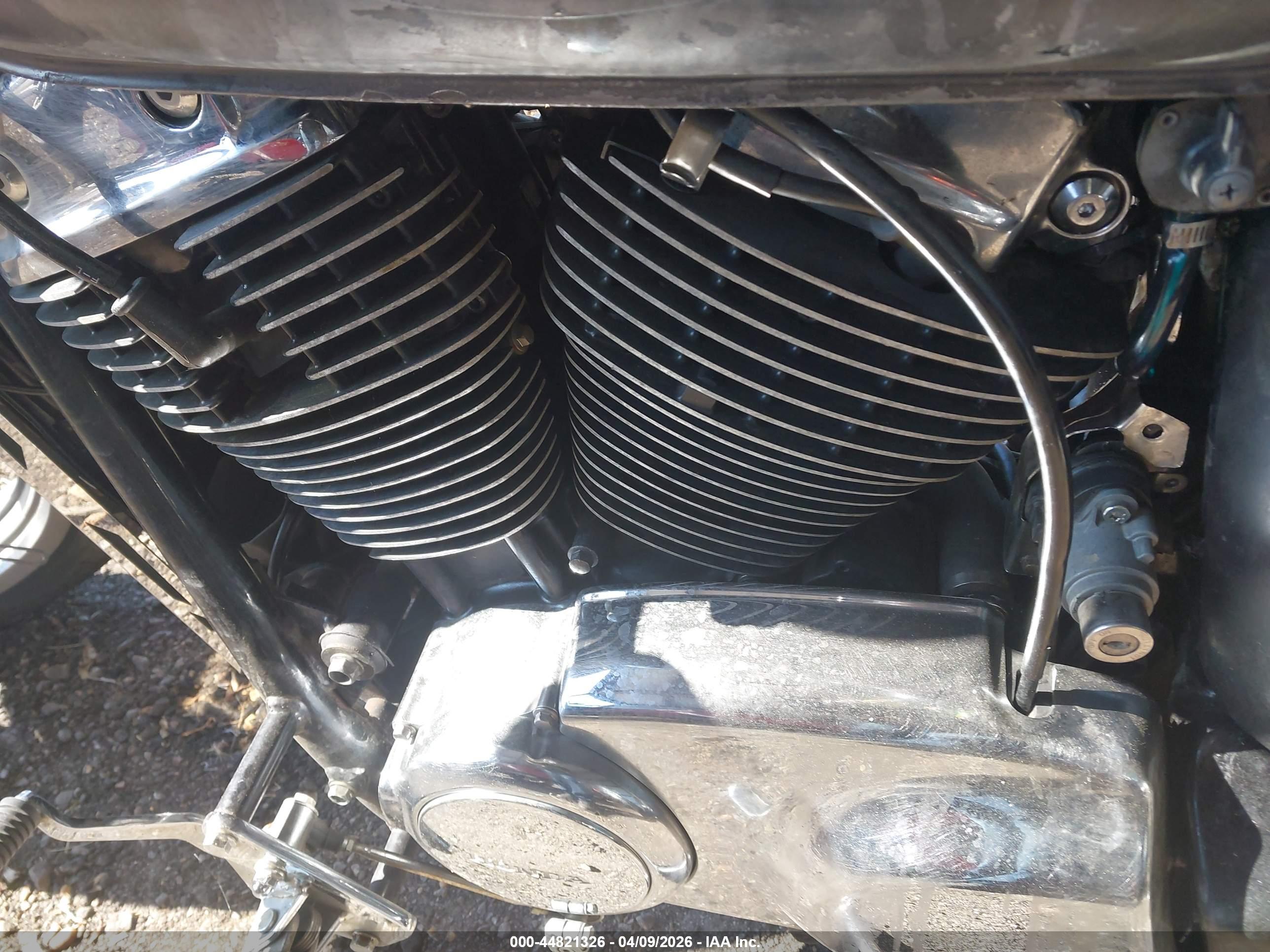 HONDA VT1100 image 9