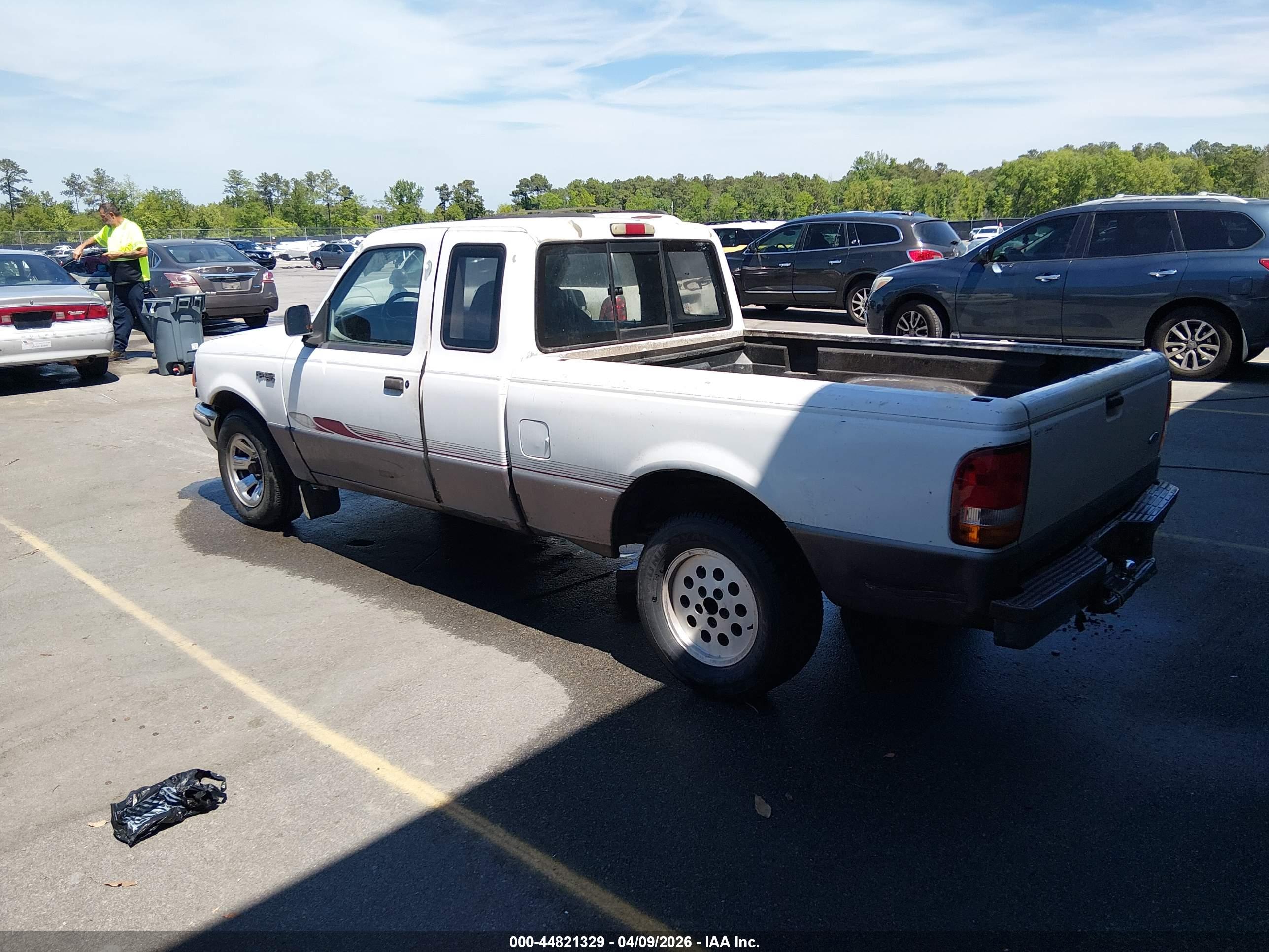 FORD RANGER image 3