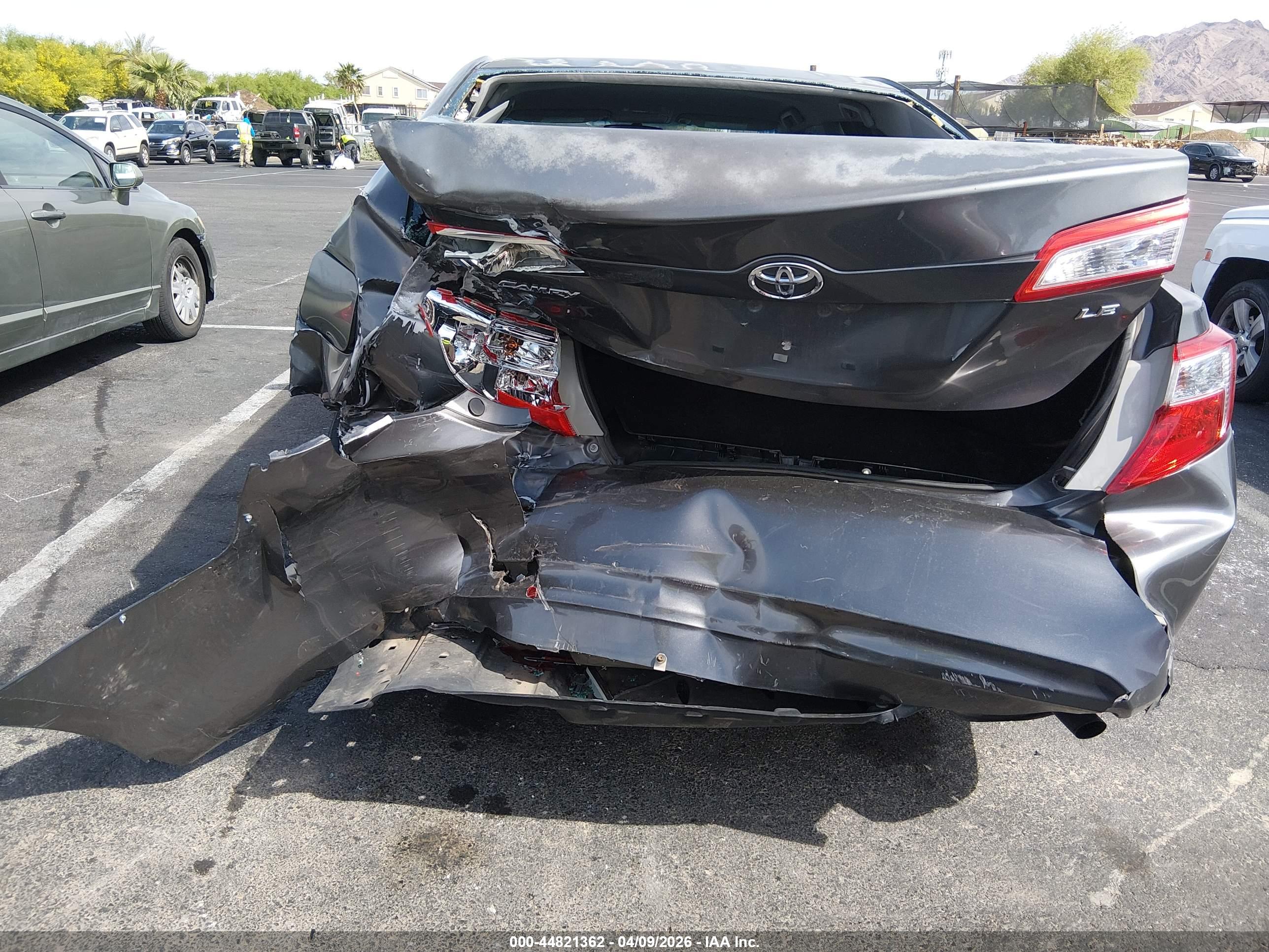 TOYOTA CAMRY image 6