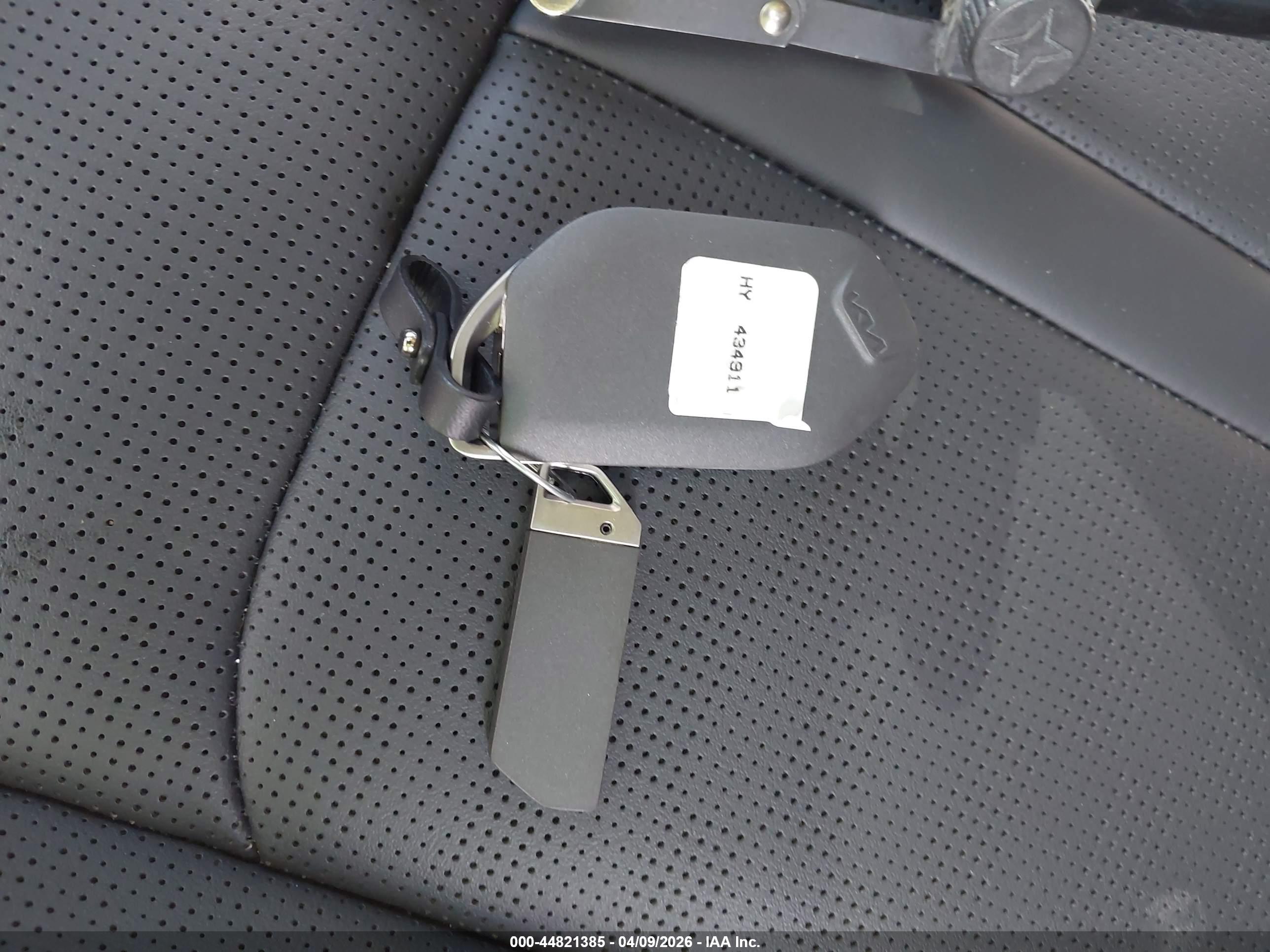 KIA SORENTO image 11