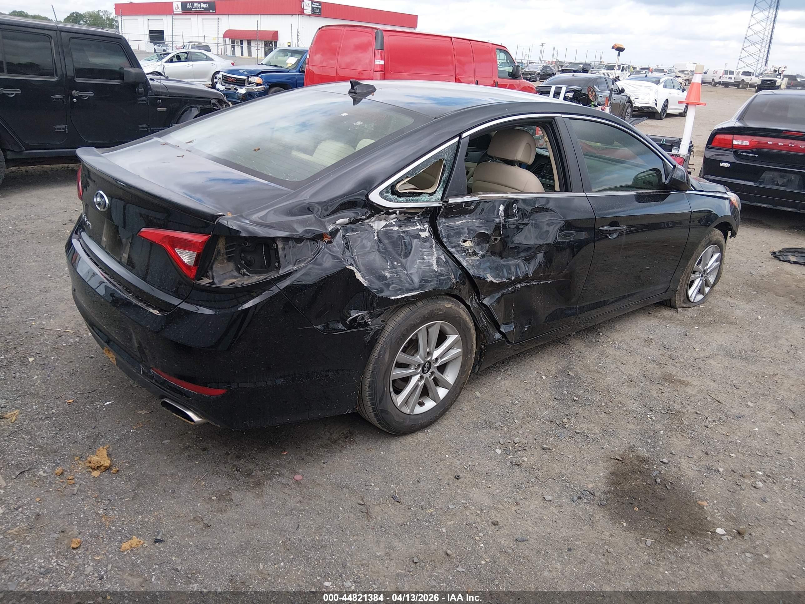 HYUNDAI SONATA image 4