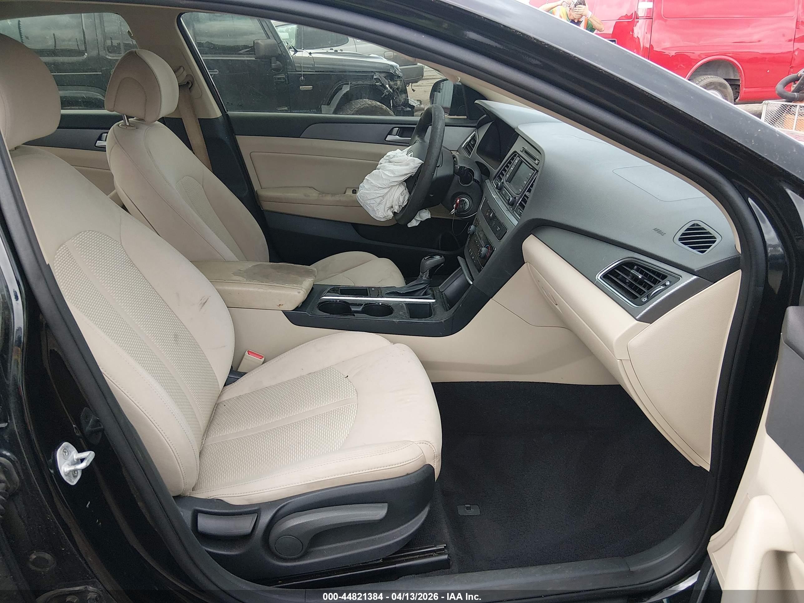 HYUNDAI SONATA image 5