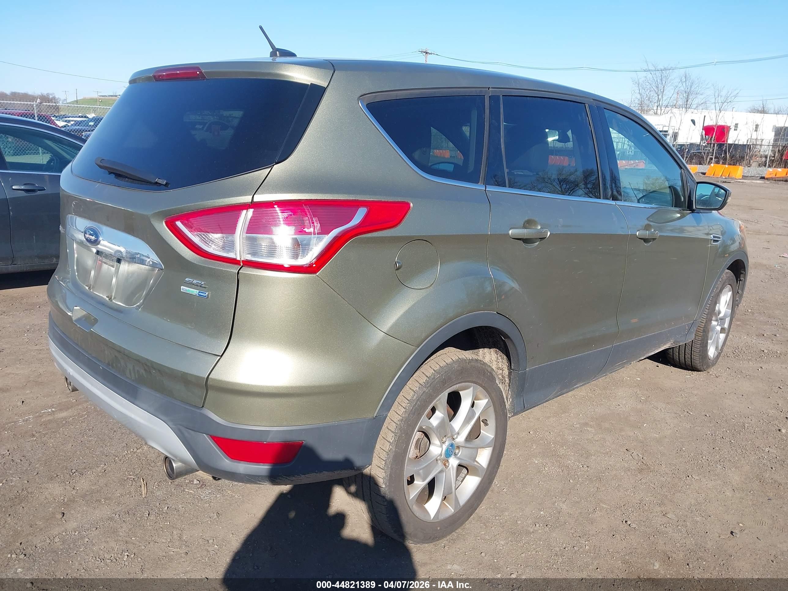 FORD ESCAPE image 4
