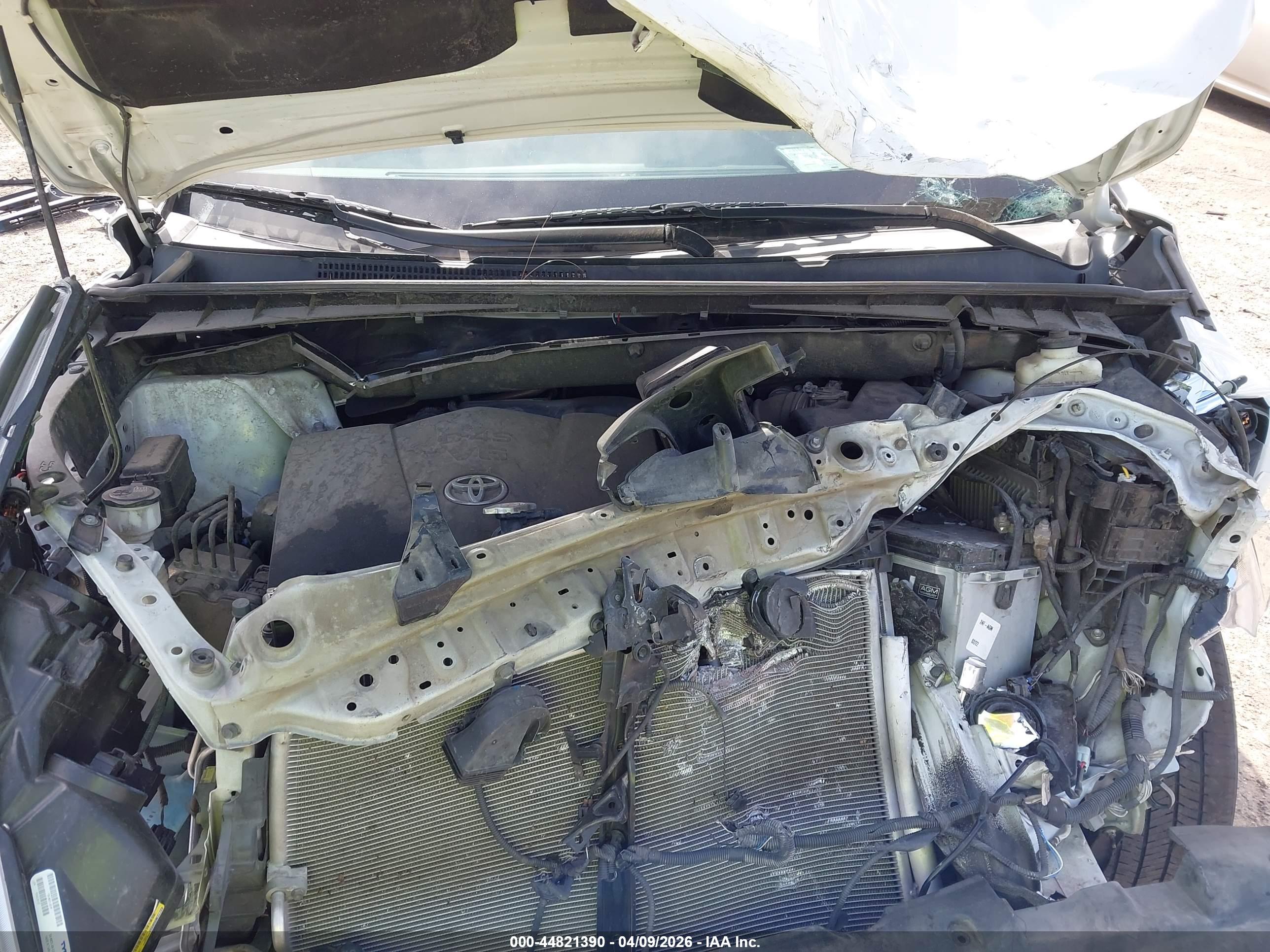 TOYOTA HIGHLANDER image 10