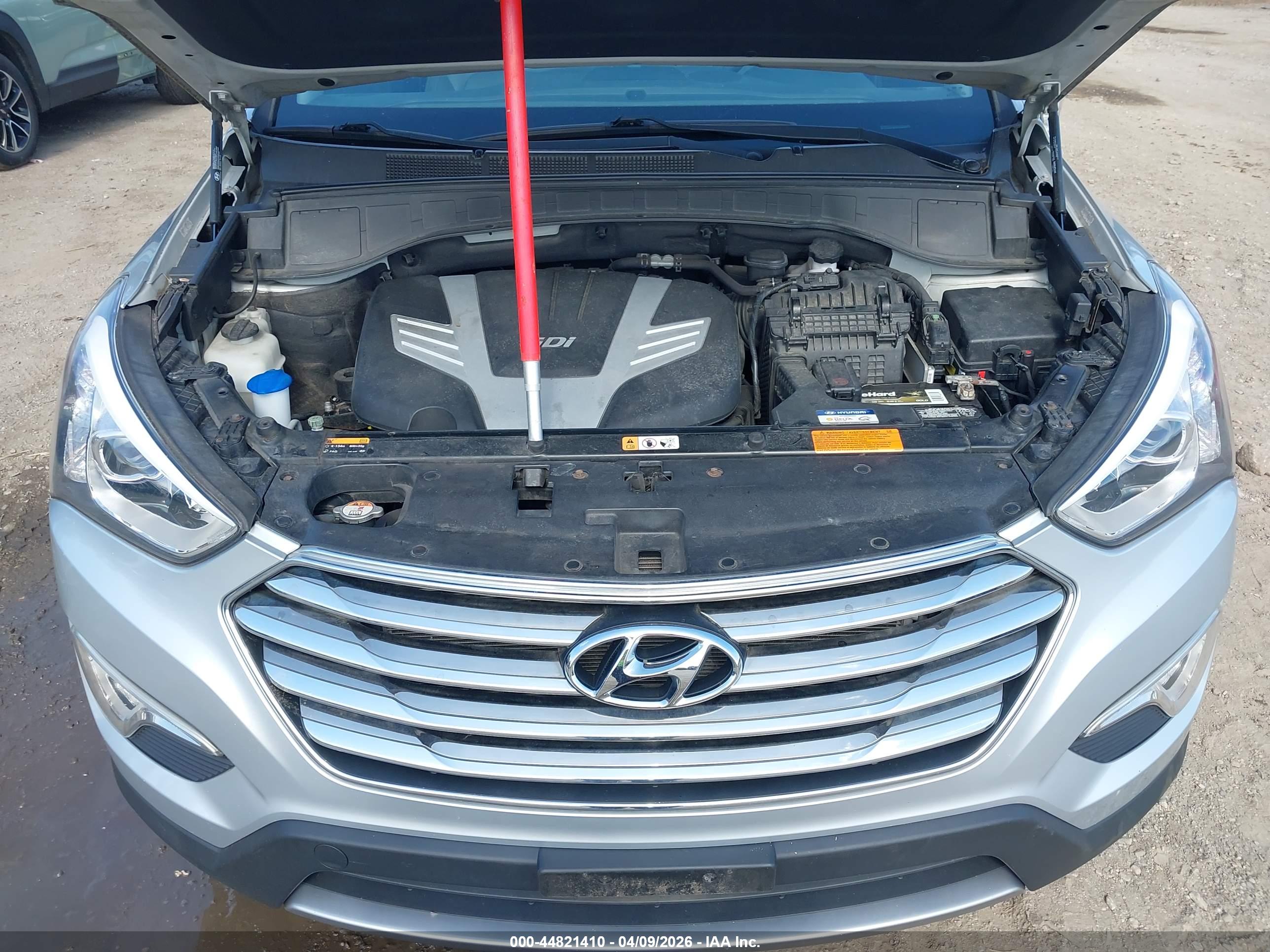 HYUNDAI SANTA image 10
