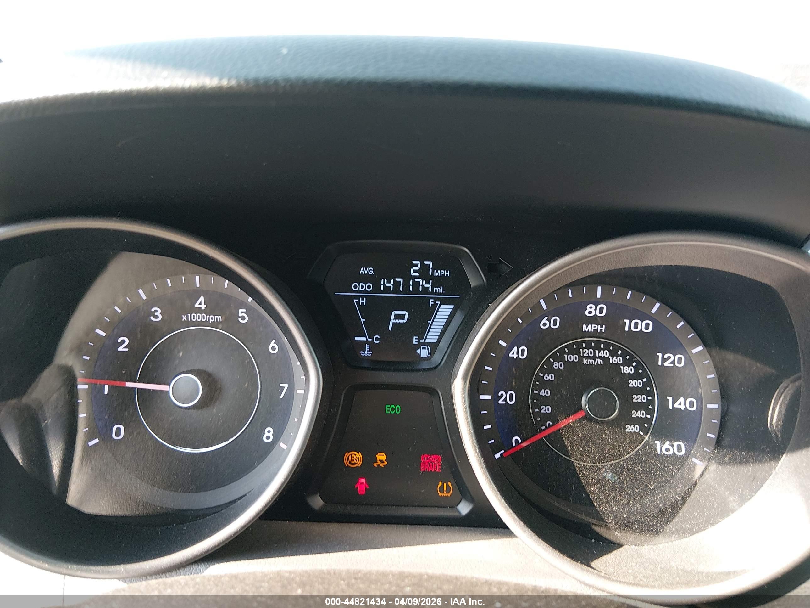 HYUNDAI ELANTRA image 7