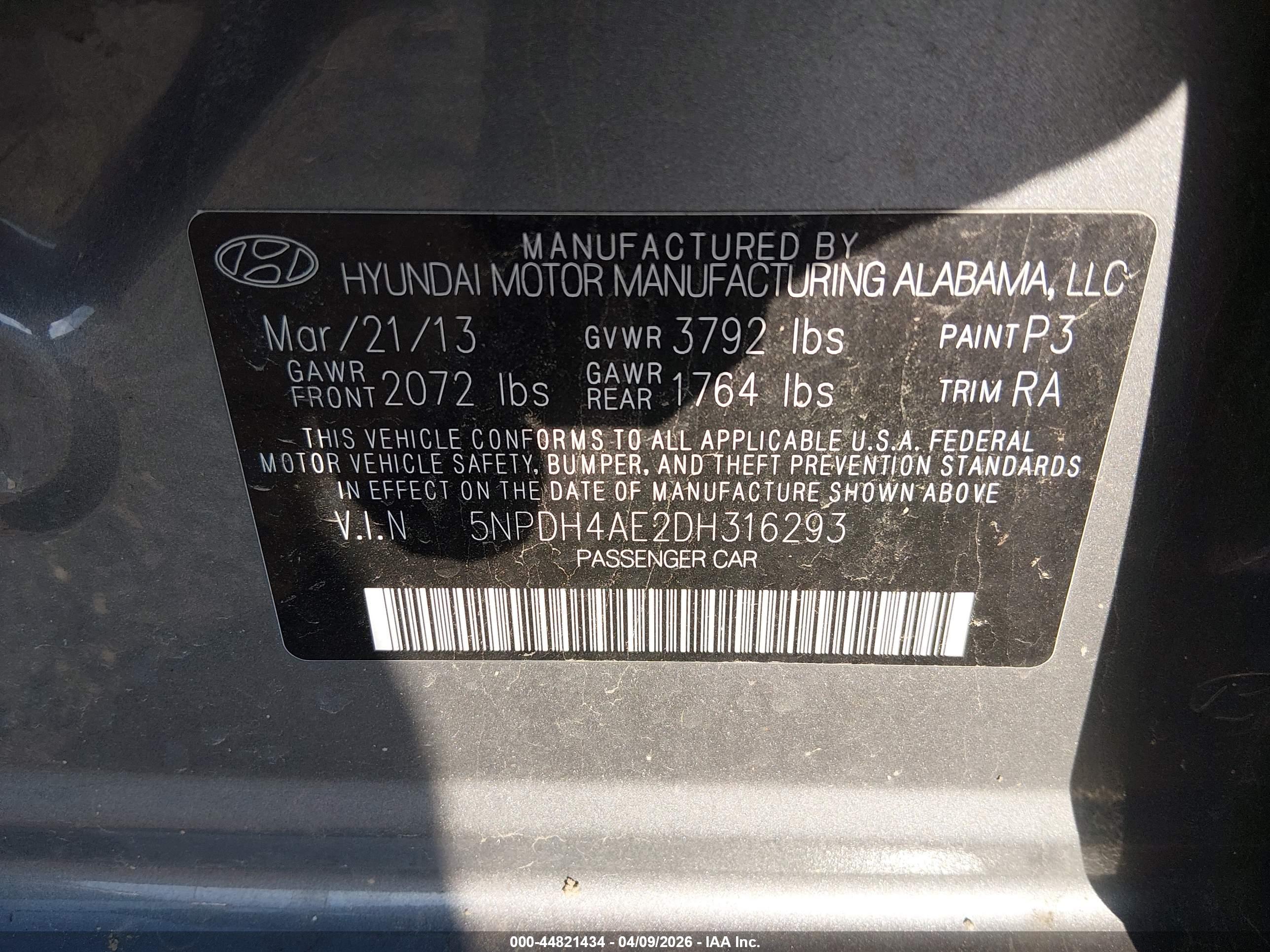 HYUNDAI ELANTRA image 9