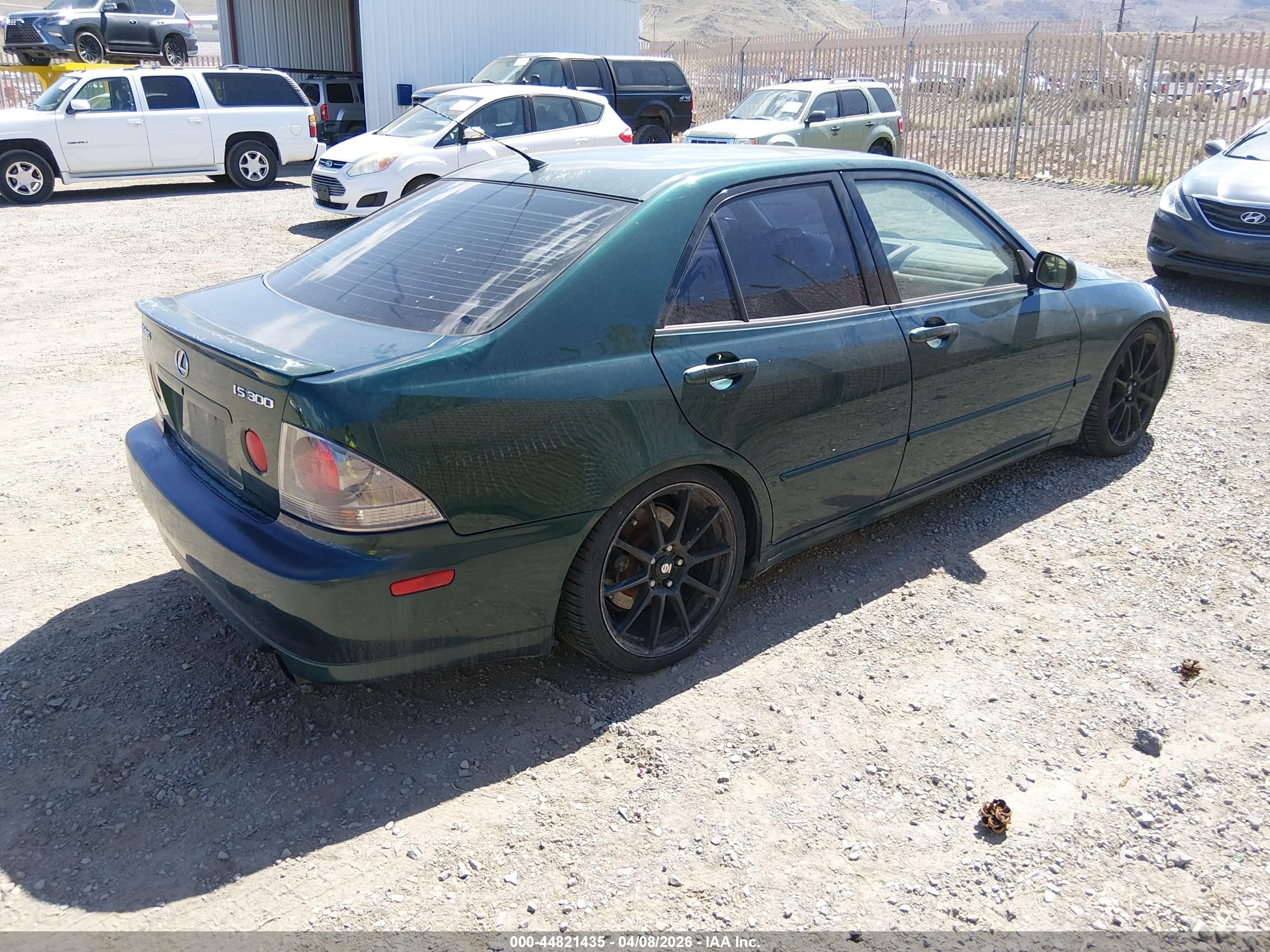 LEXUS IS image 4