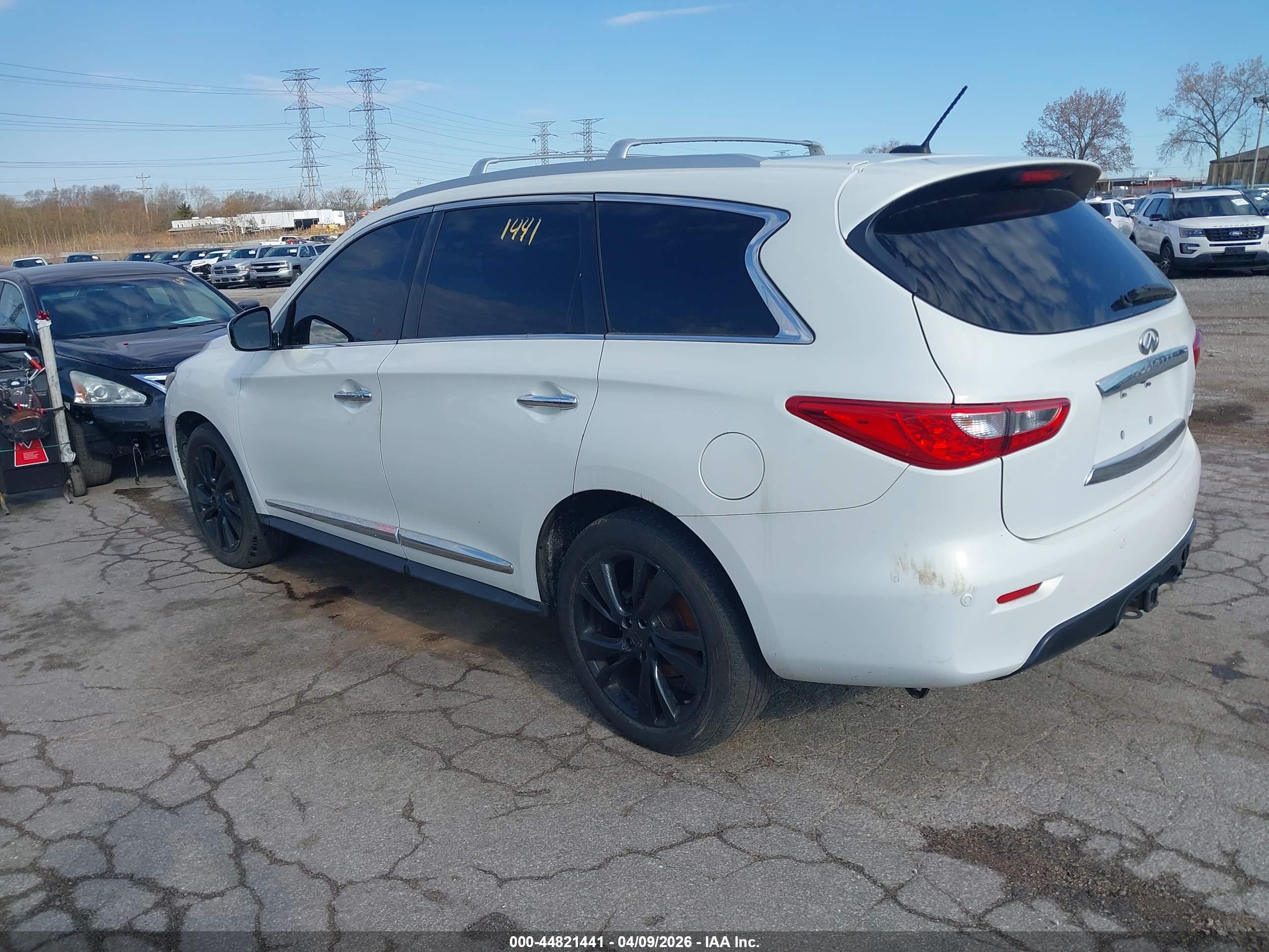 INFINITI JX35 image 3