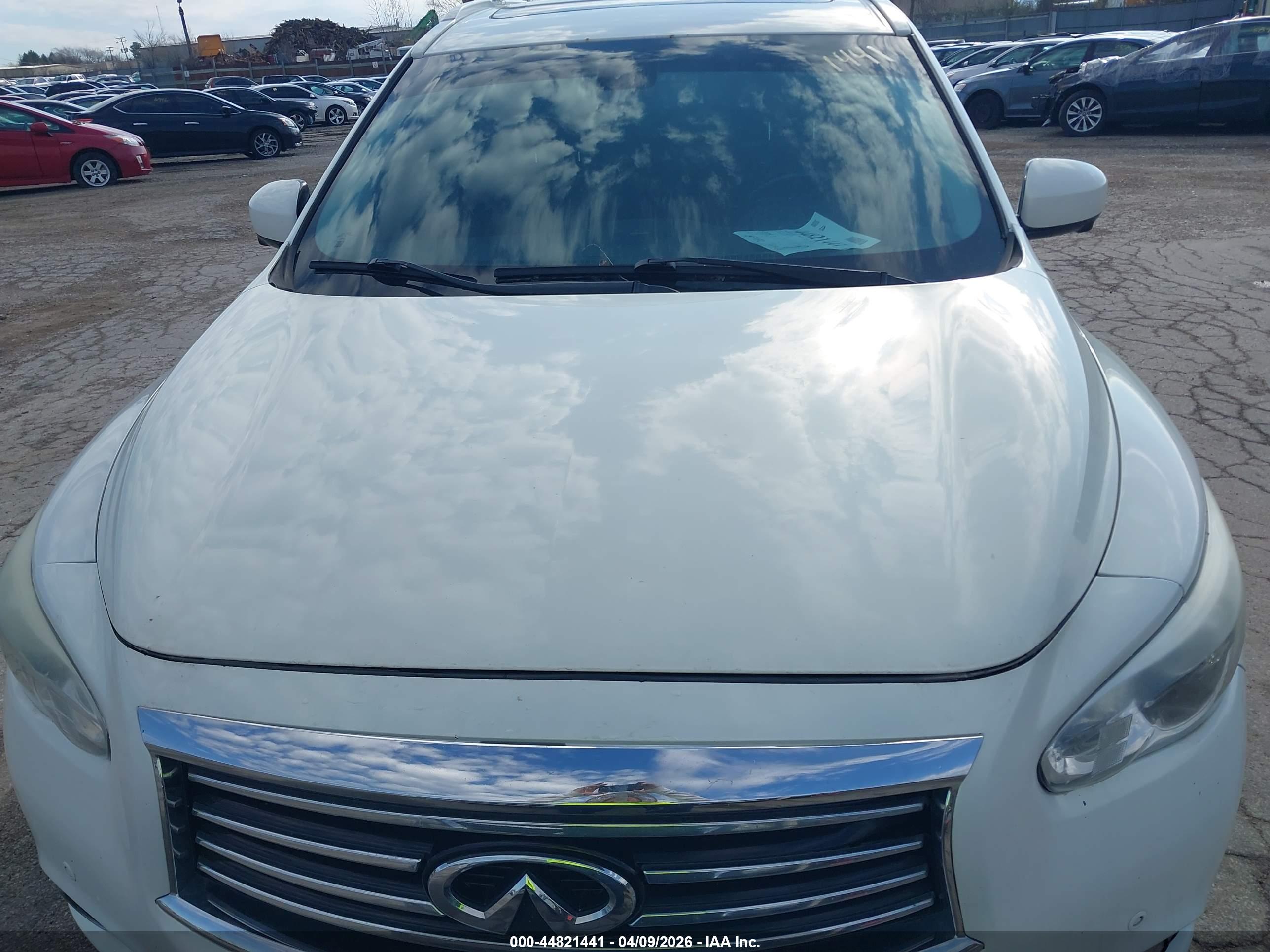 INFINITI JX35 image 6