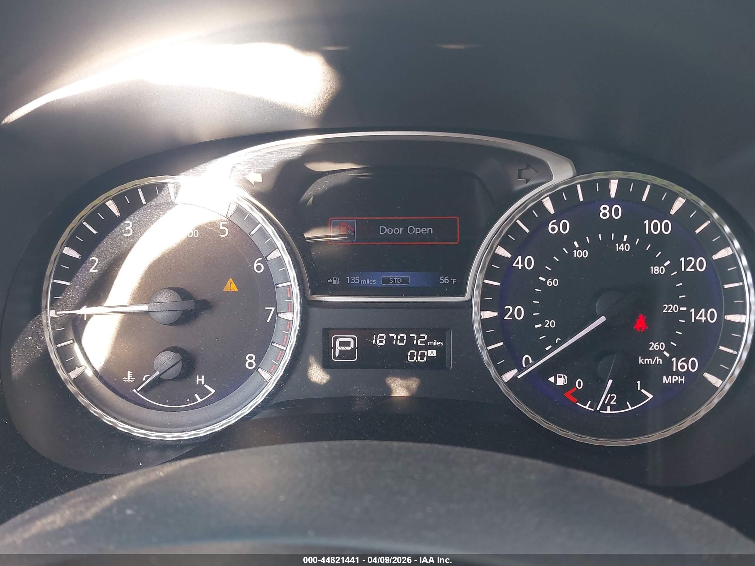 INFINITI JX35 image 7