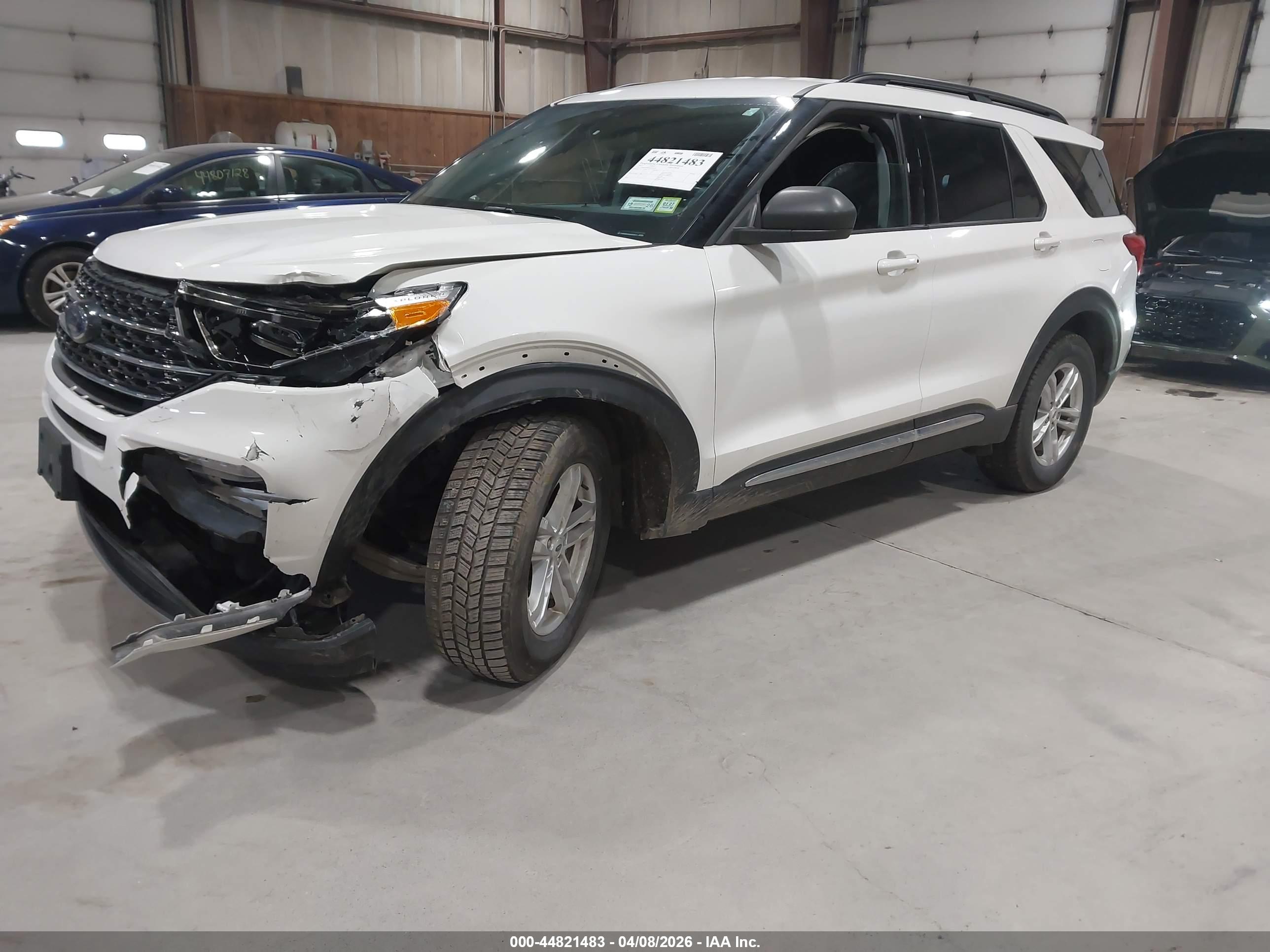 FORD EXPLORER image 2