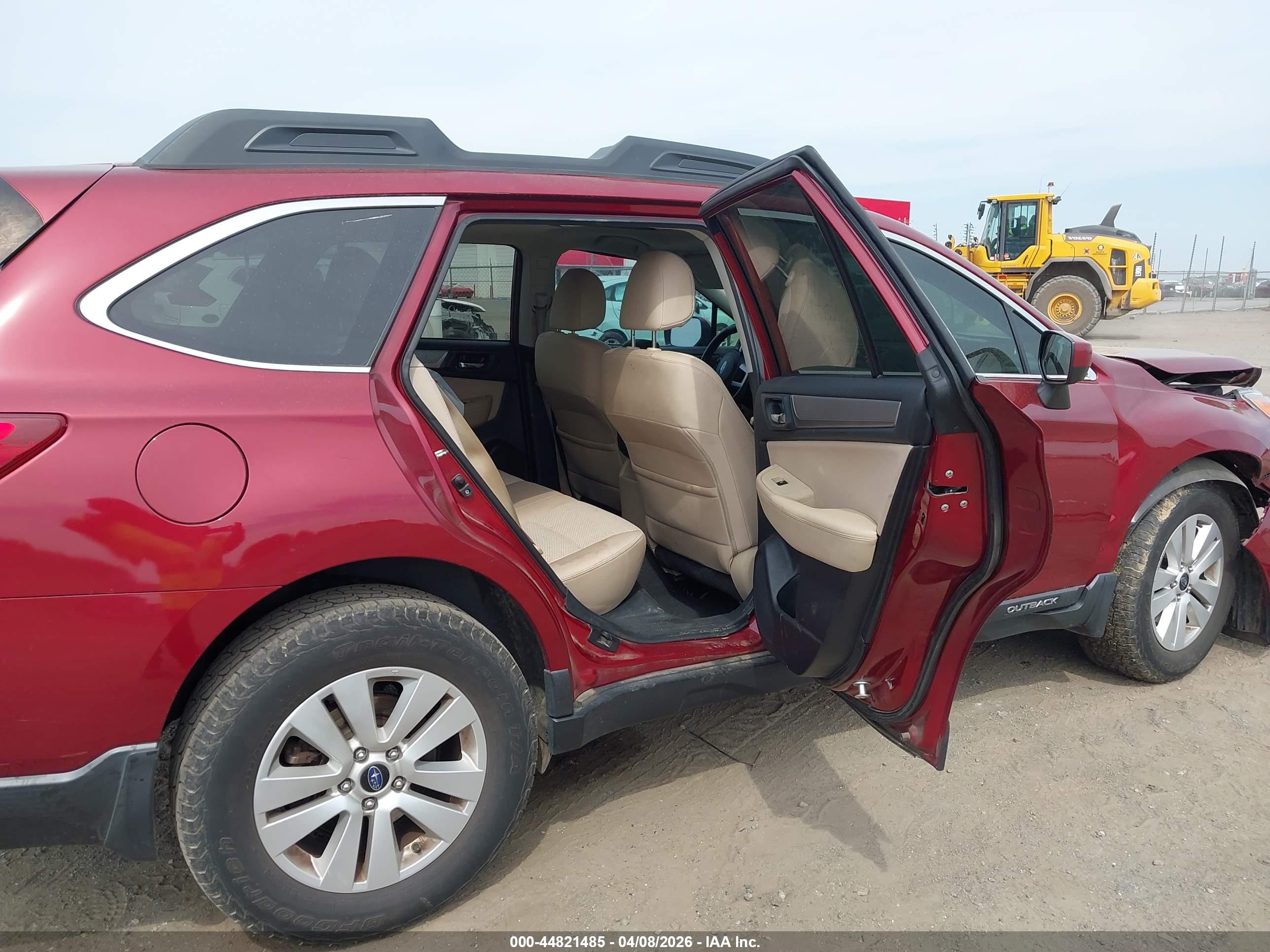 SUBARU OUTBACK image 8